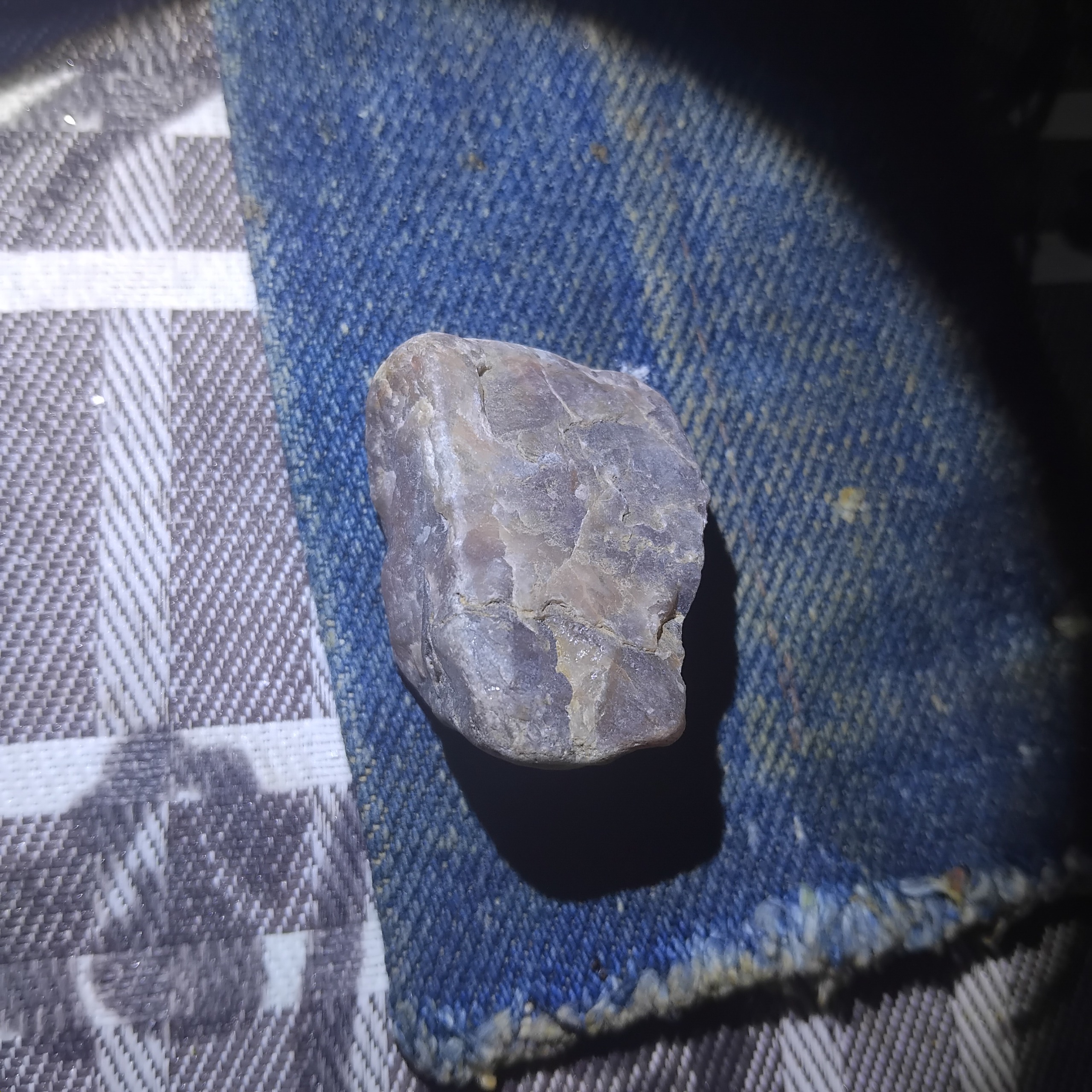 یاقوت کبود زیبا معدنی راف 20گ