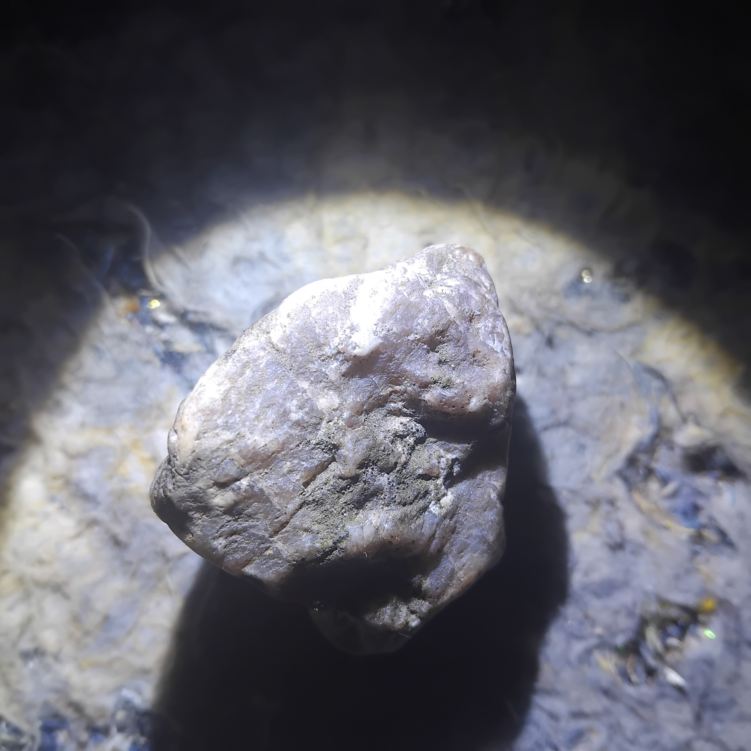 یاقوت کبود 30گرمی راف