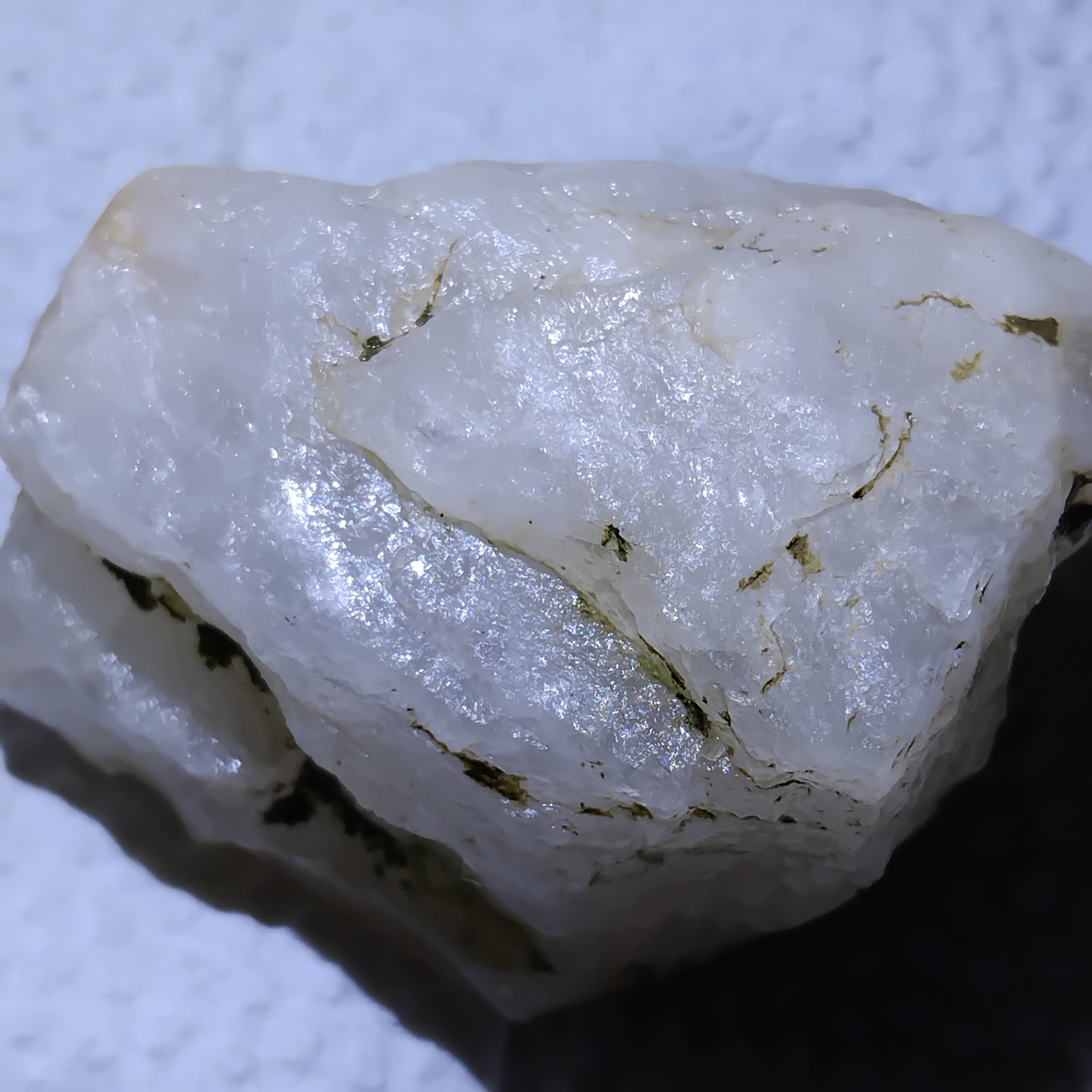 سنگ یاقوت سفیددشیری