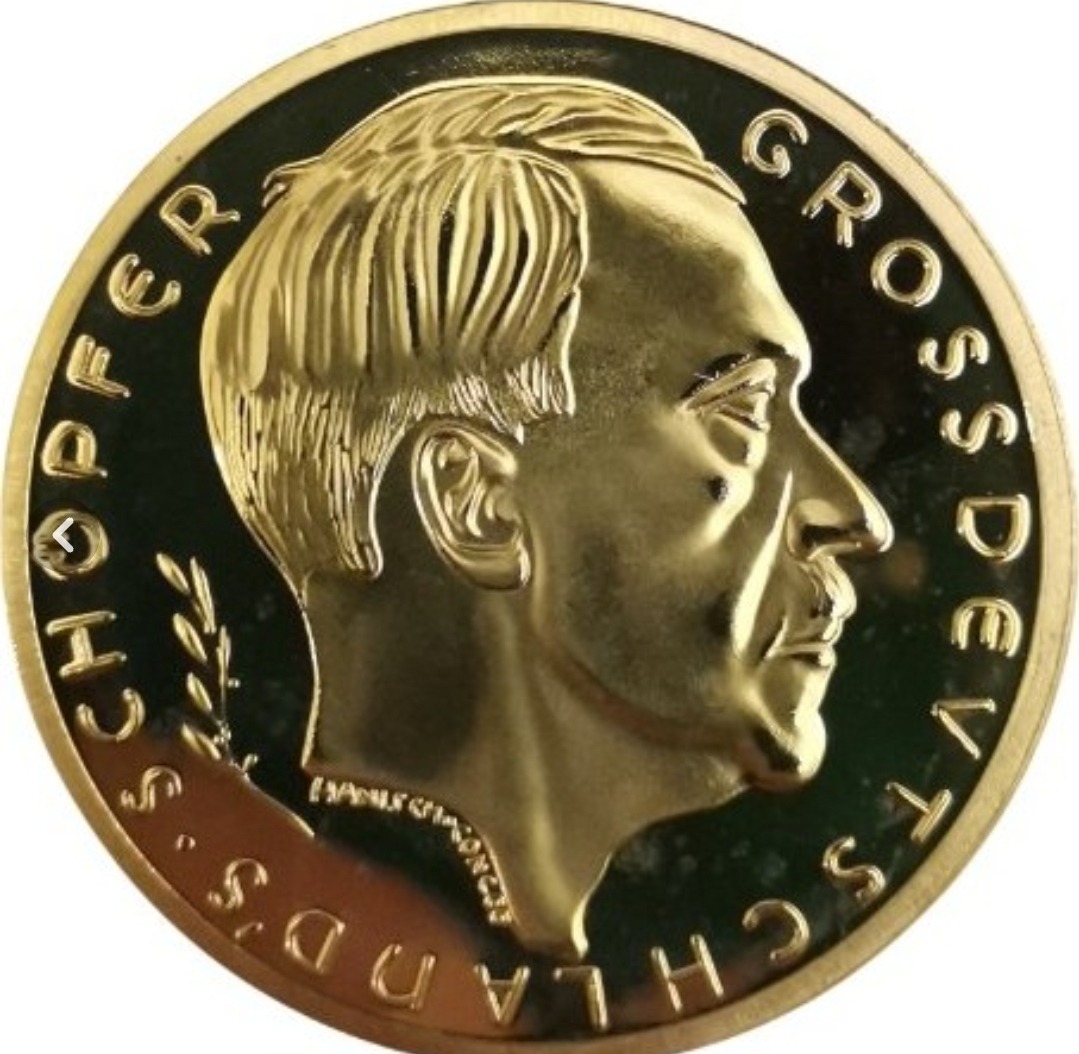 یادبود روکش طلا هیتلر