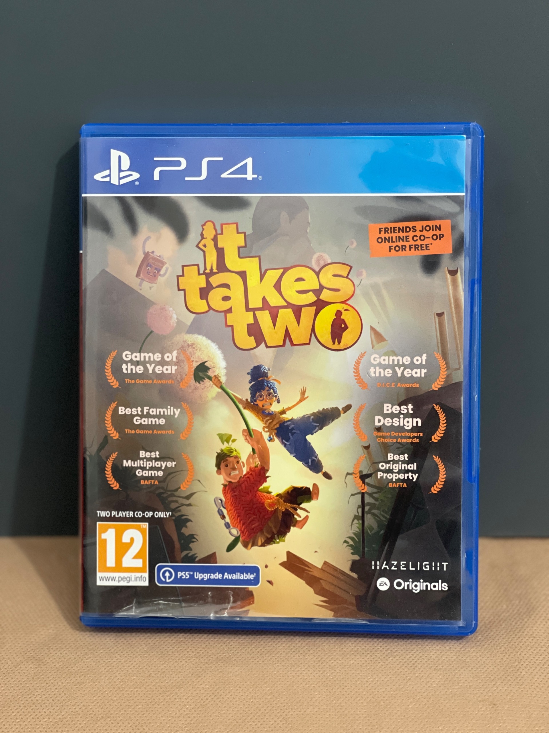 بازی دونفره و فوق العاده it takes tow pes4 درحد