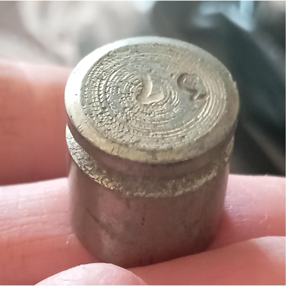 وزنه ترازوی قدیمی