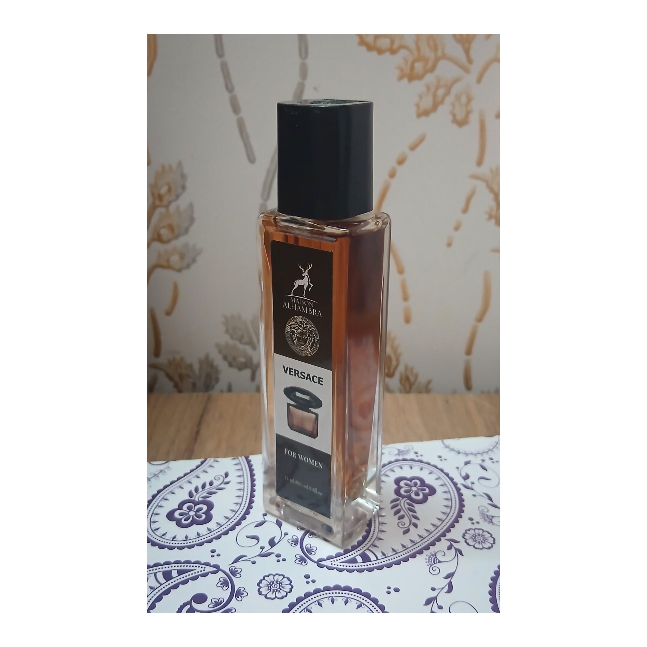 عطرادکلن ورساچه کریستال نویرالحمبرا مردانه زنانه
