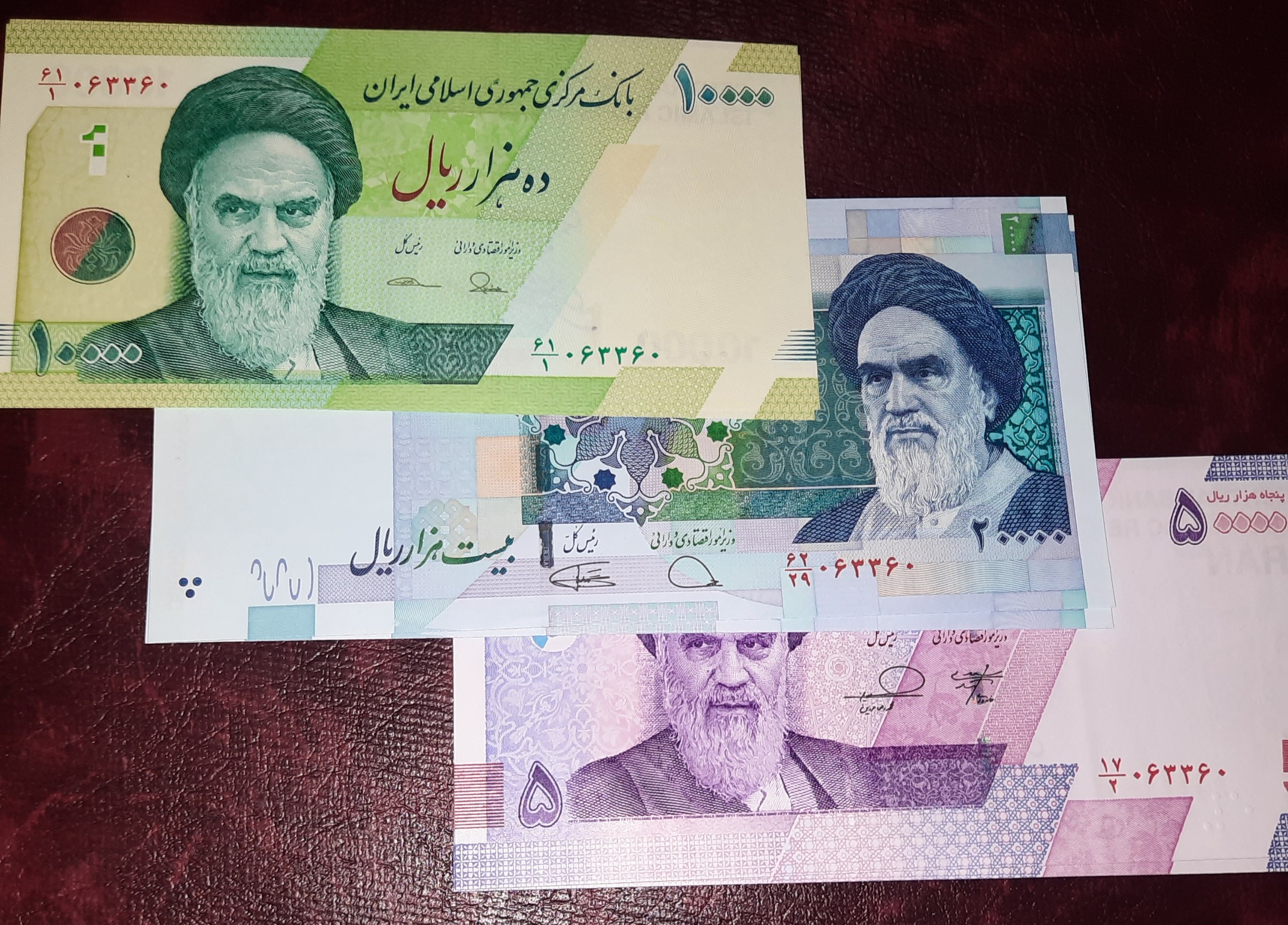 ست3ج هزار,دو, پنجی قرینه صفردار063360