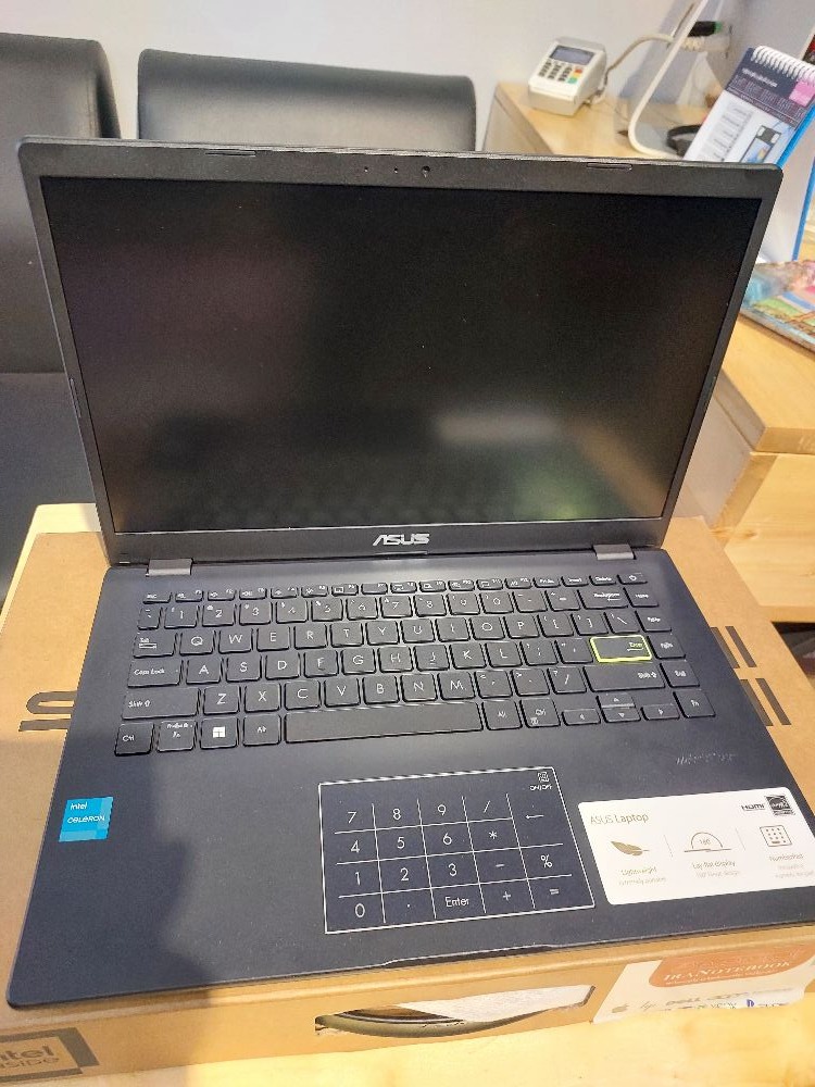 ASUS vivodook E410K