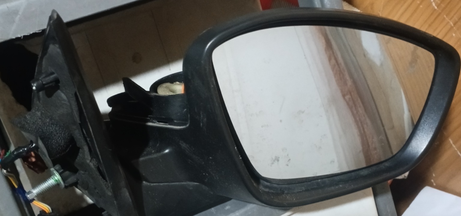 آینه بغل خودرو تارا اتوفلد سمت راست