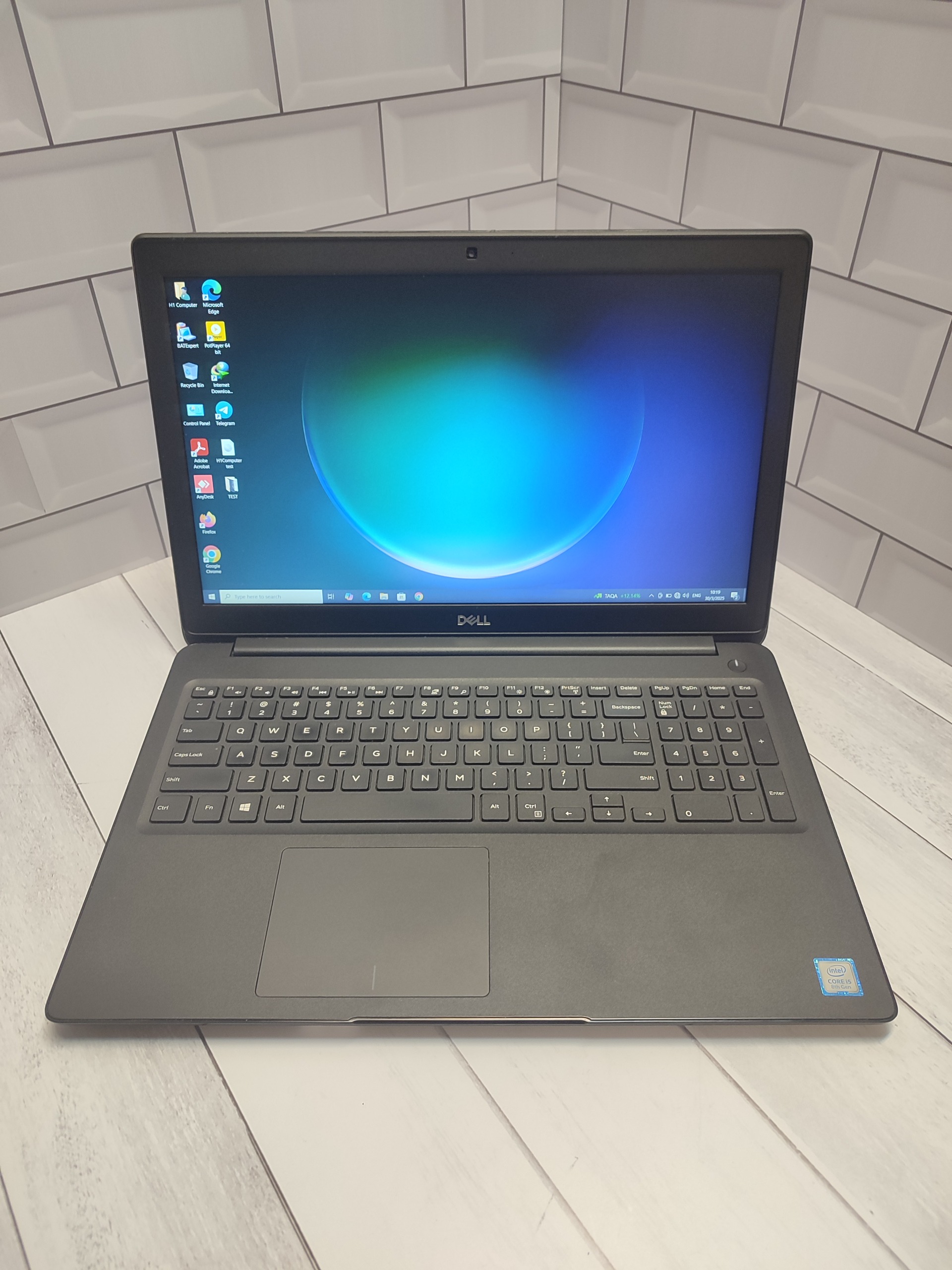 لپ تاپ برند dell مدل 3500 با دو گیگ گرافیک