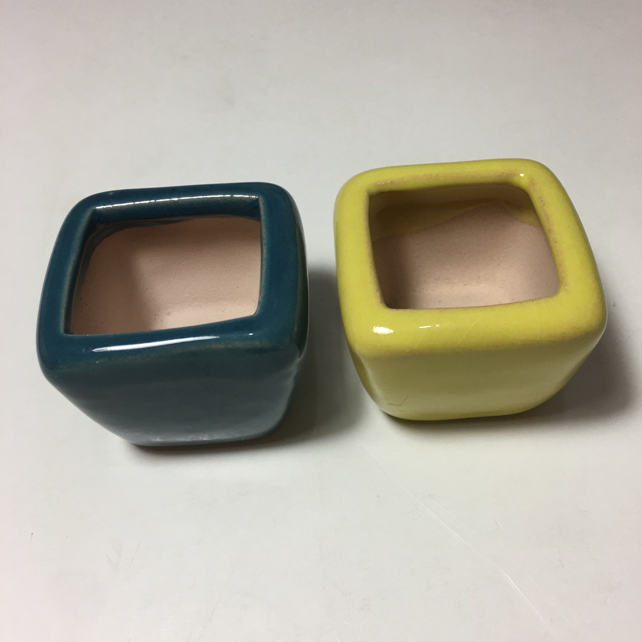 گلدان سفالی مدل cube