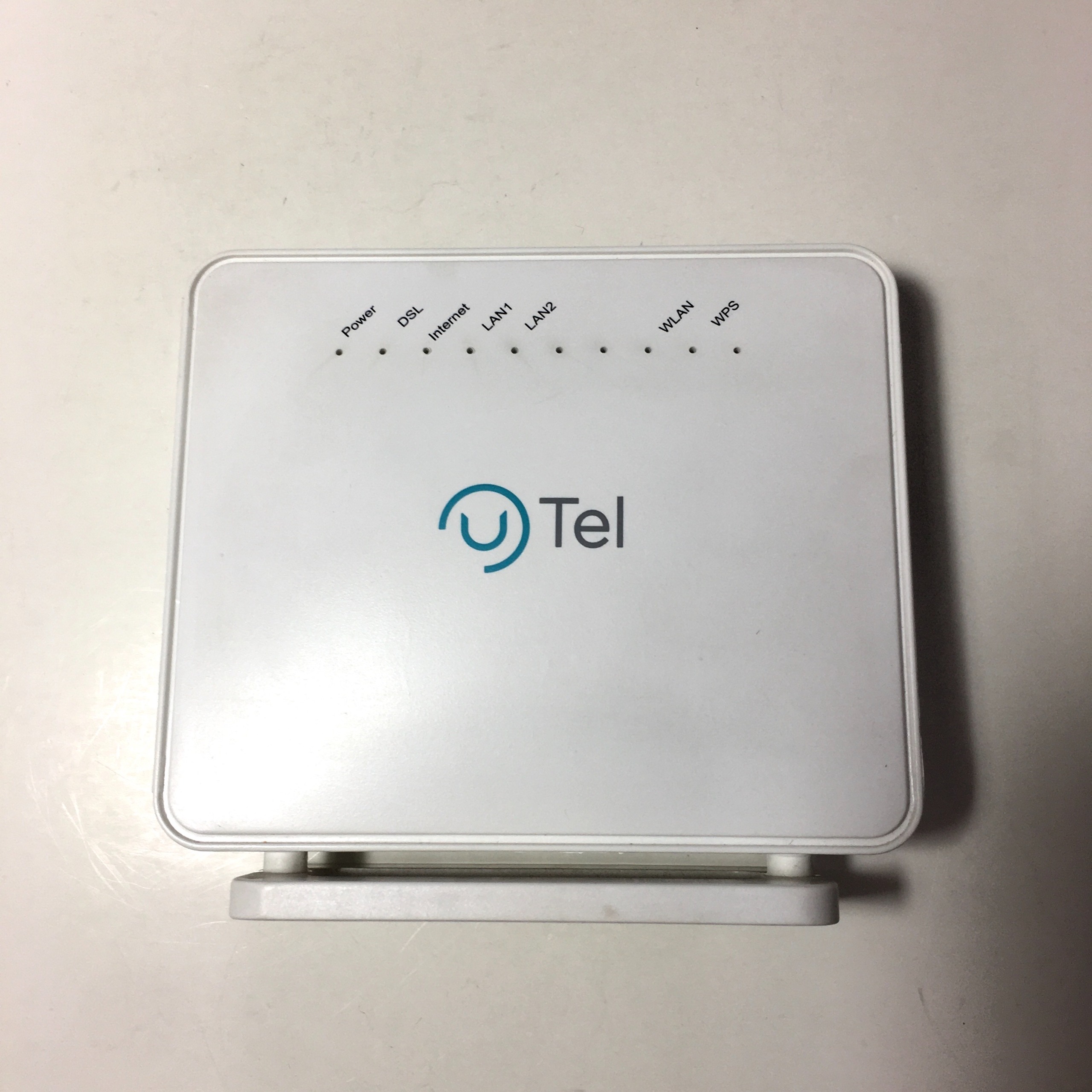 مودم VDSL\ADSL2 یوتل مدل UTEL) V301)