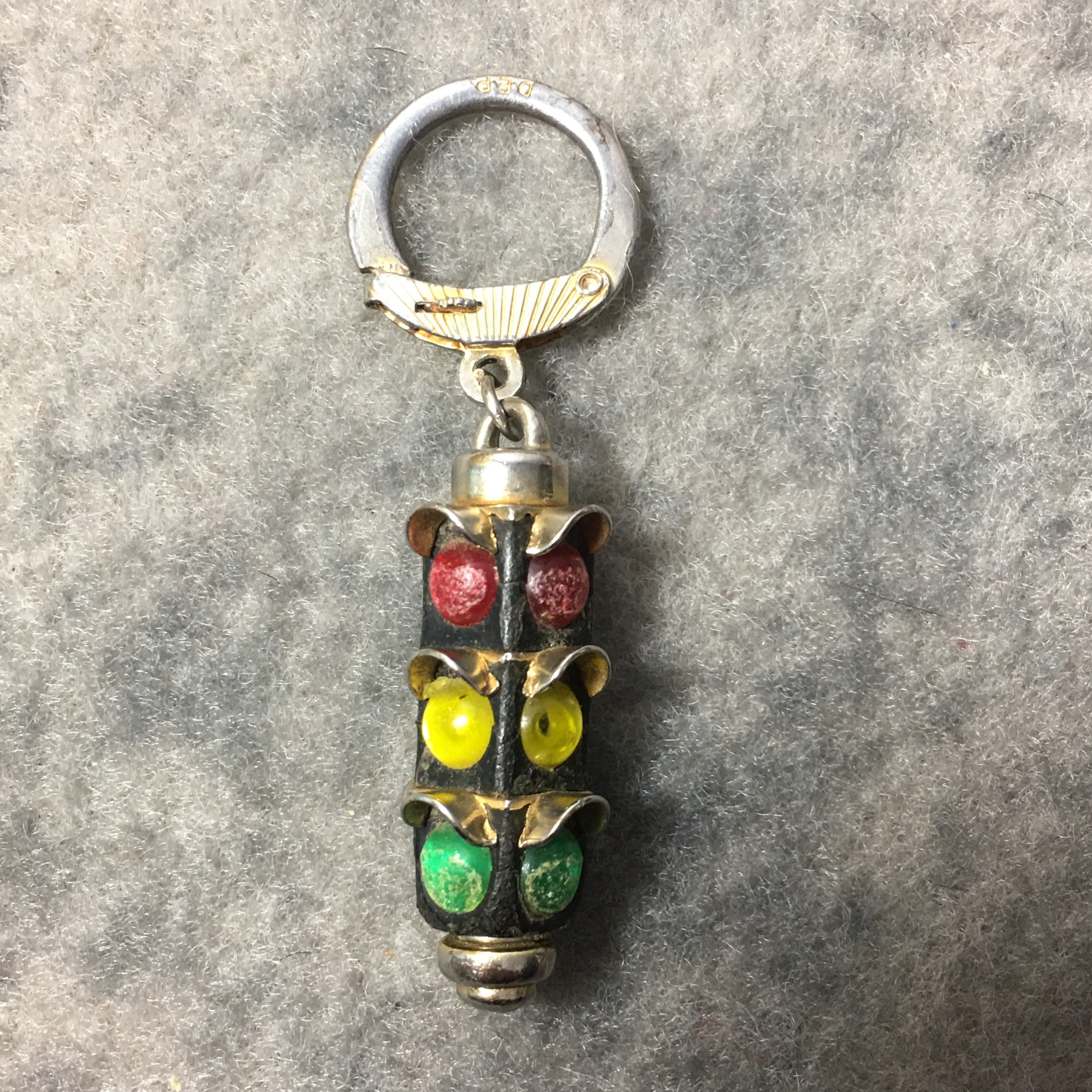 جا کلیدی چراغ راهنمایی قدیمی (DEP) کلکسیونی