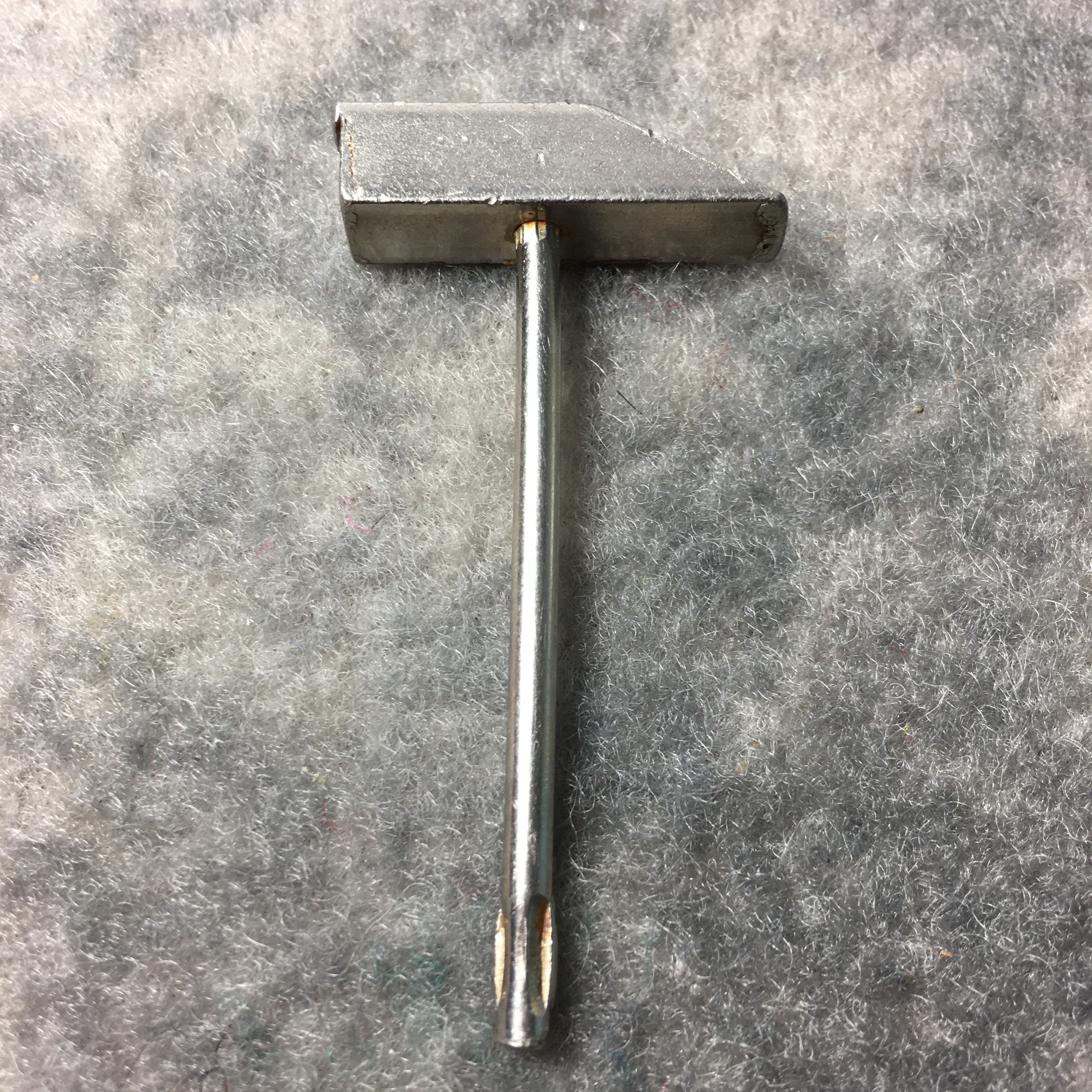 ابزار قدیمی تعمیر ساعت