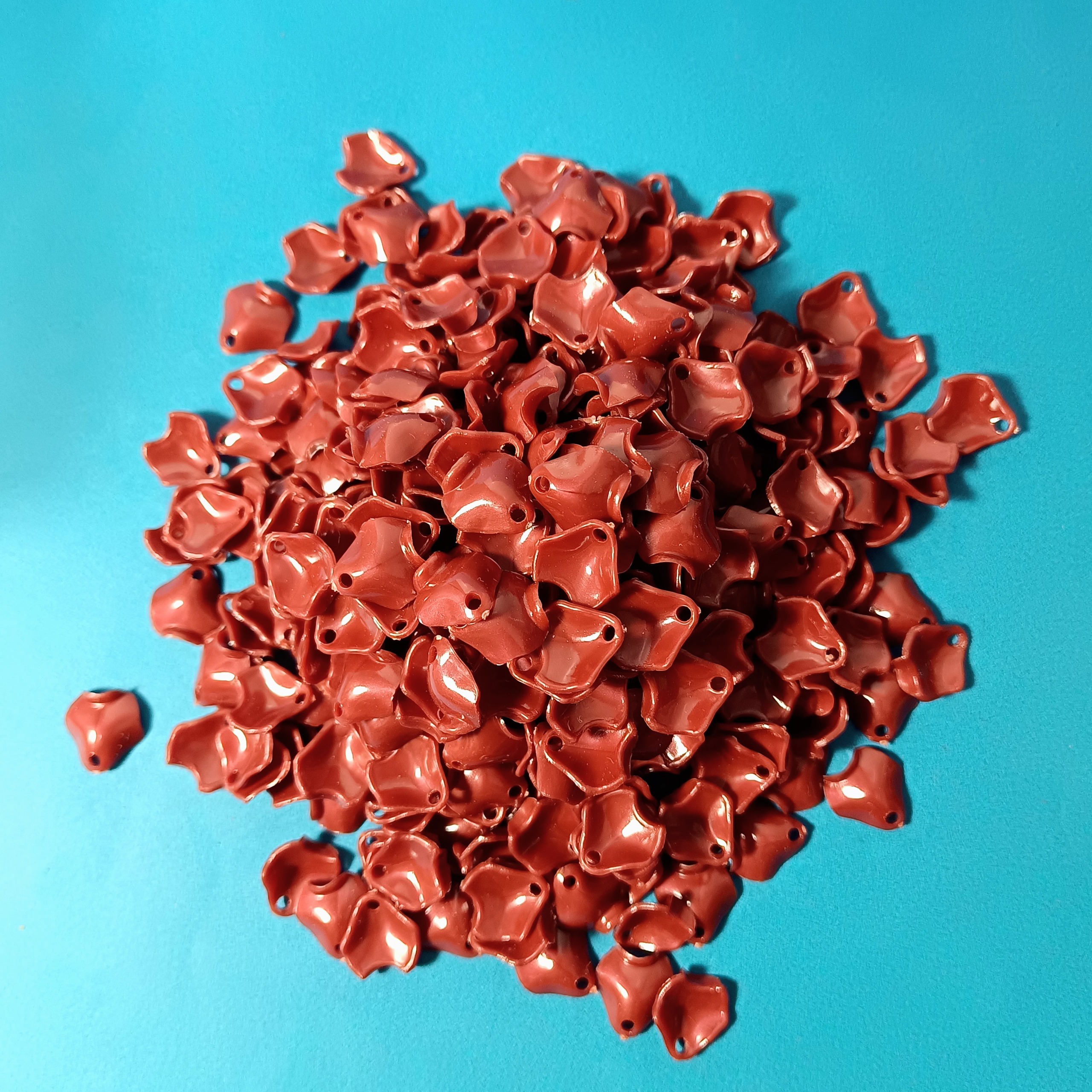 گلبرگ کریستالی چیپسی ریز 100 عددی