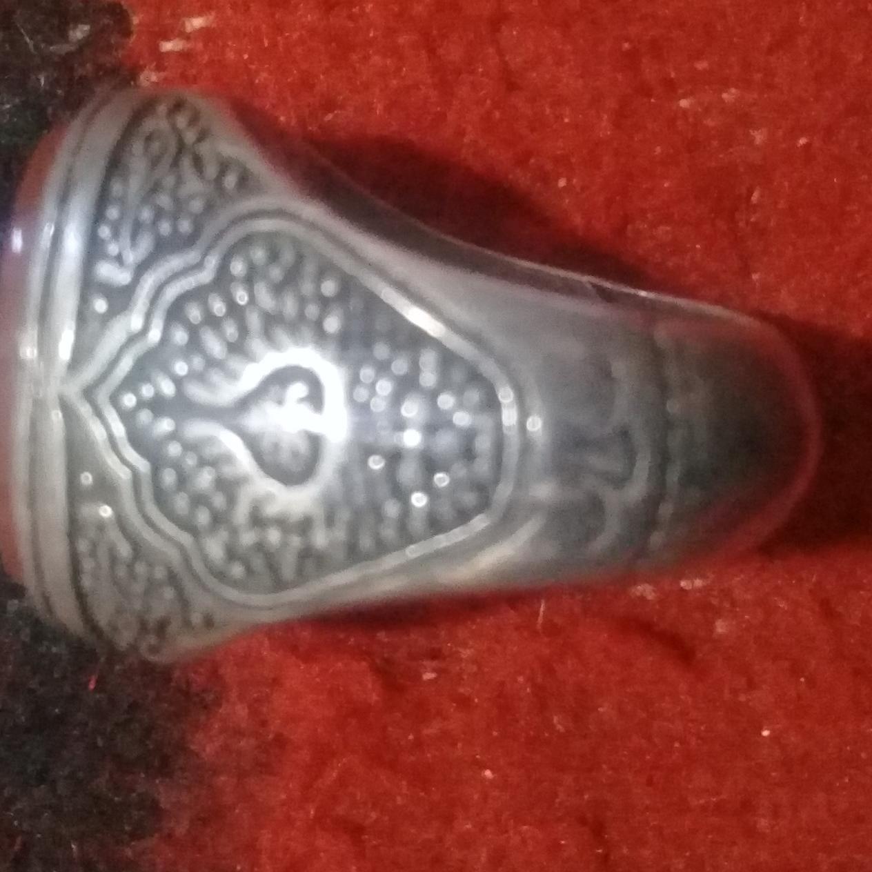 انگشتر خطی کهنه