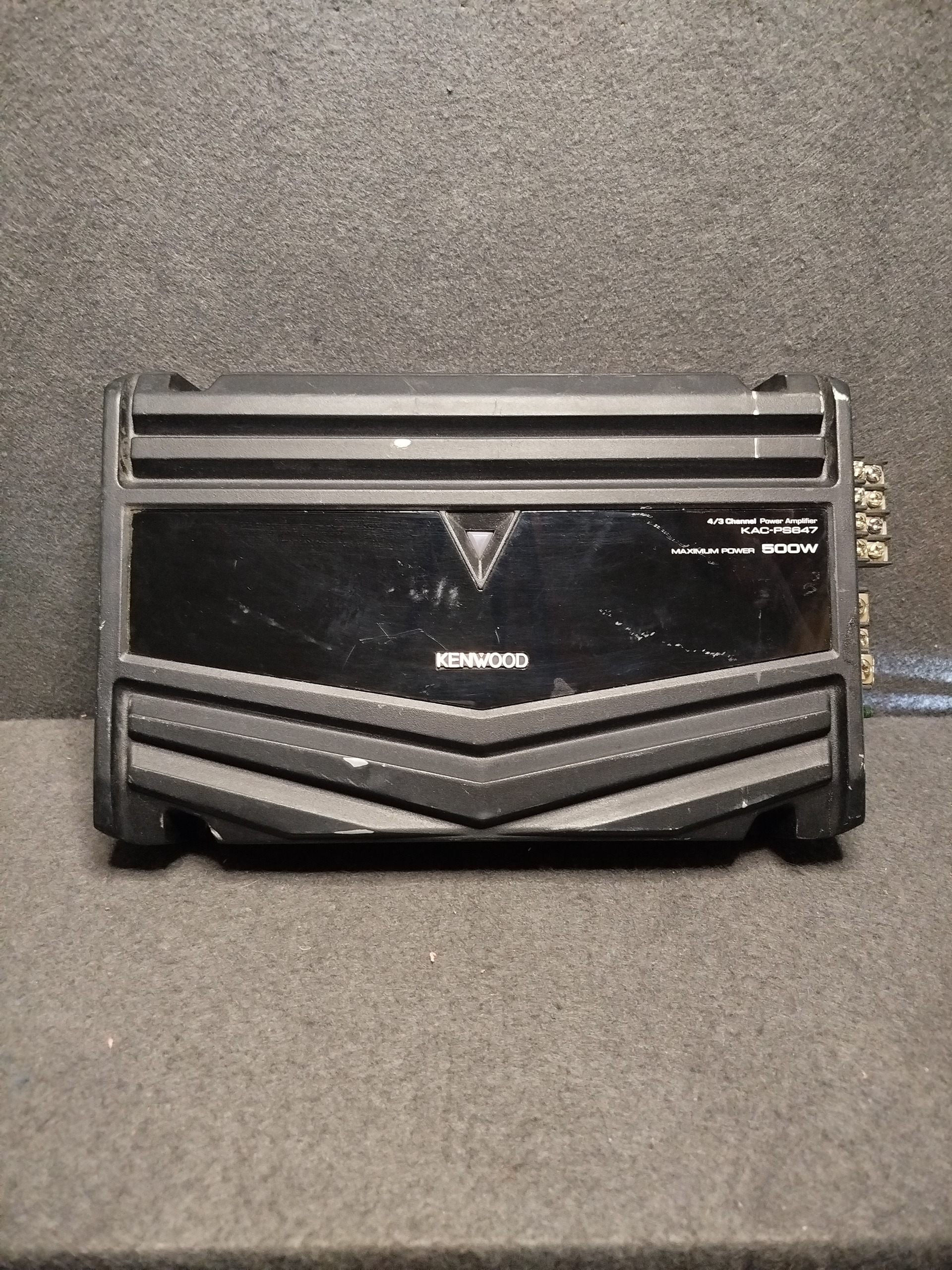 آمپلی کنوود 647