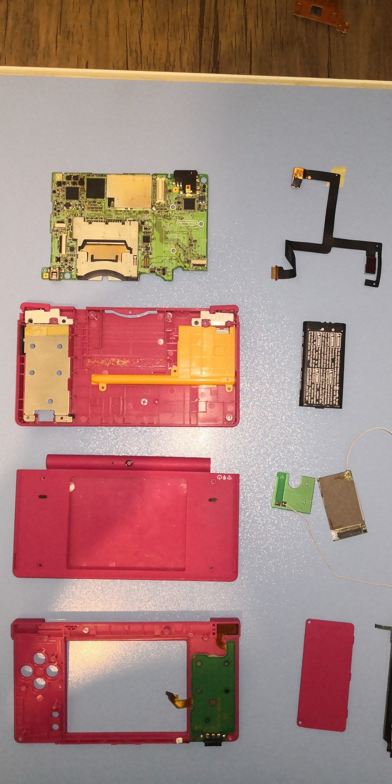 قطعات یدکی Nintendo dsi