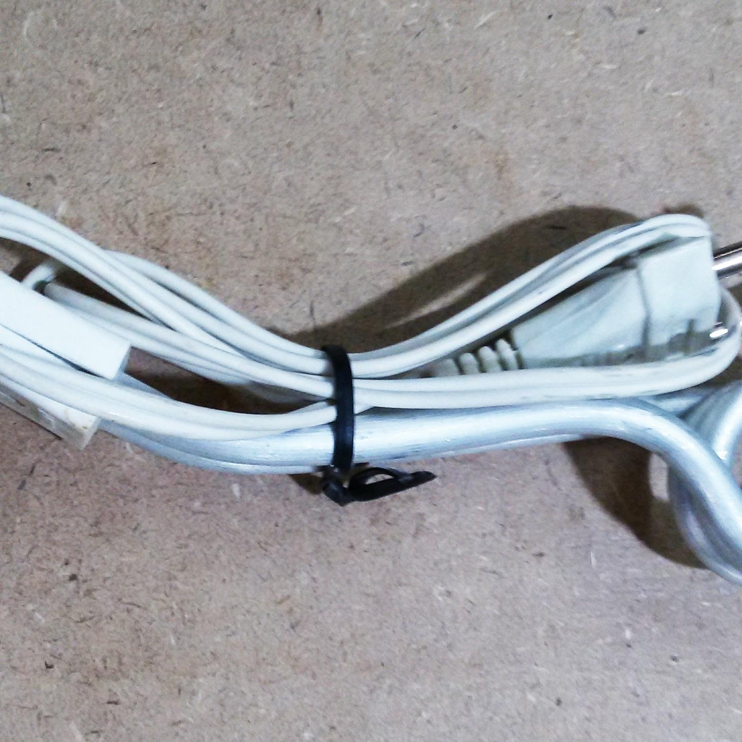 المنت آب جوش لیوان