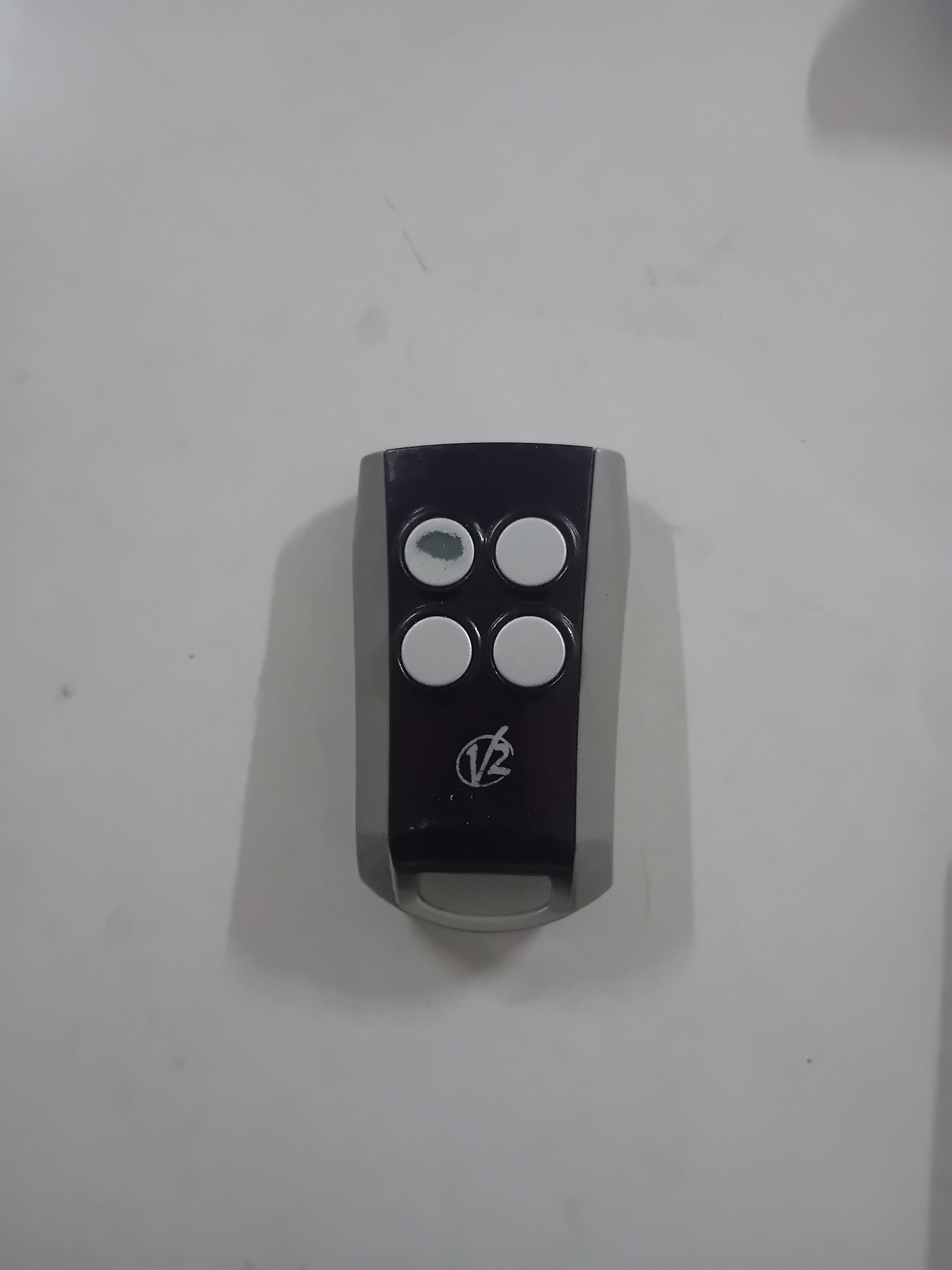 ریموت درب پارکینگ V²