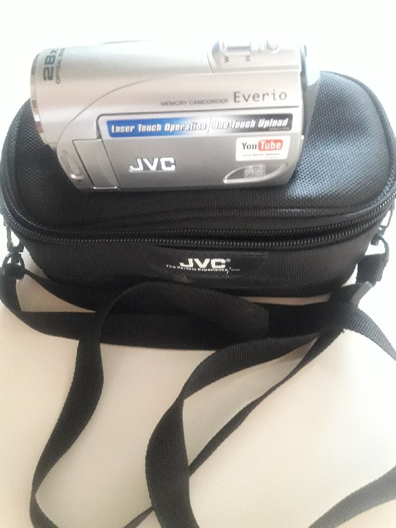 دوربین فیلم برداری جی وی سی GZ-MS90AG