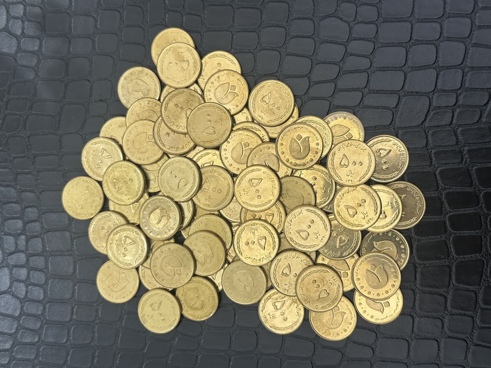 70عدد سکه 500 ریالی جمهوری 1390 لاله بانکی