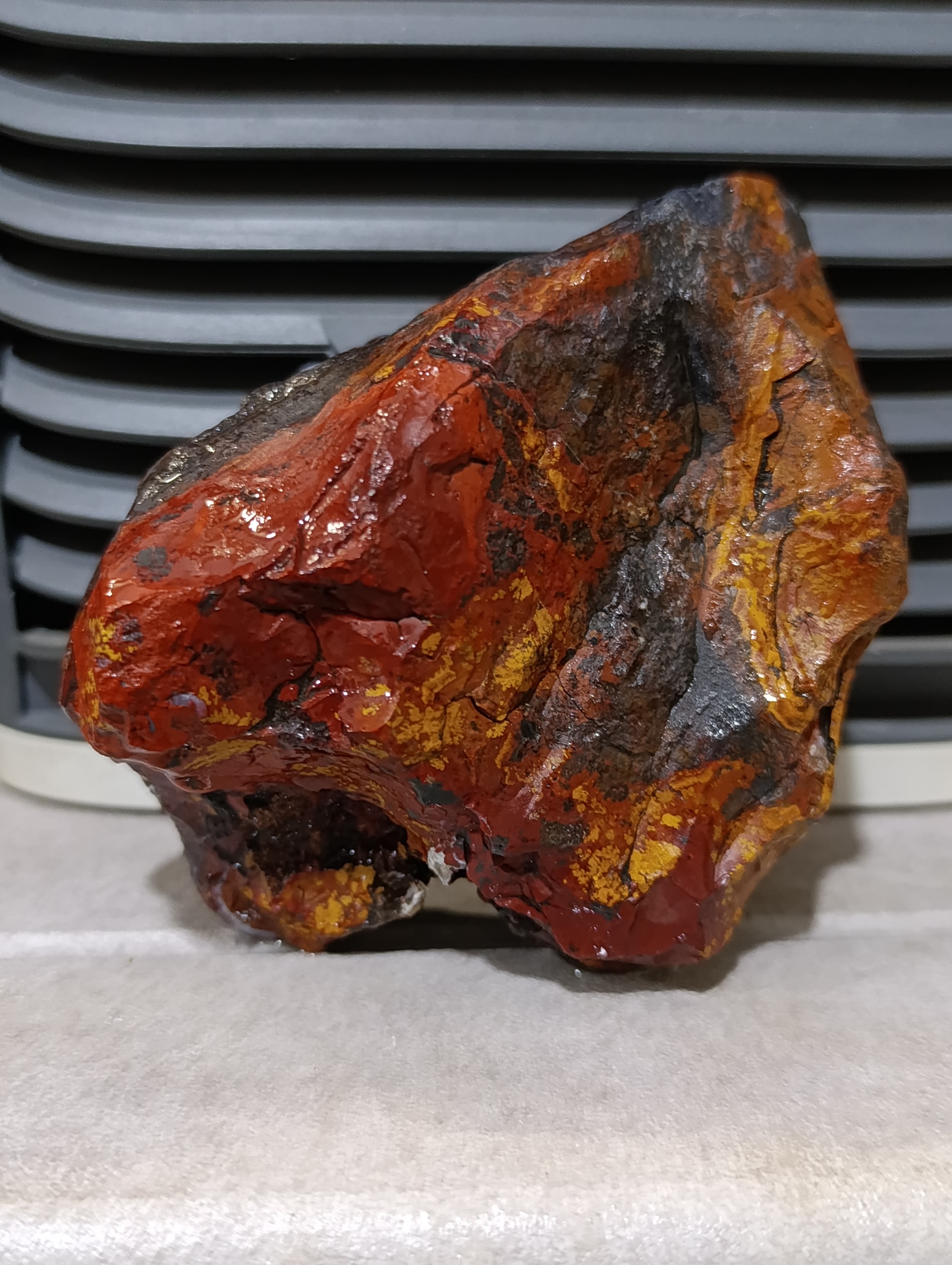 سنگ فوق کلکسیونی توضیحات