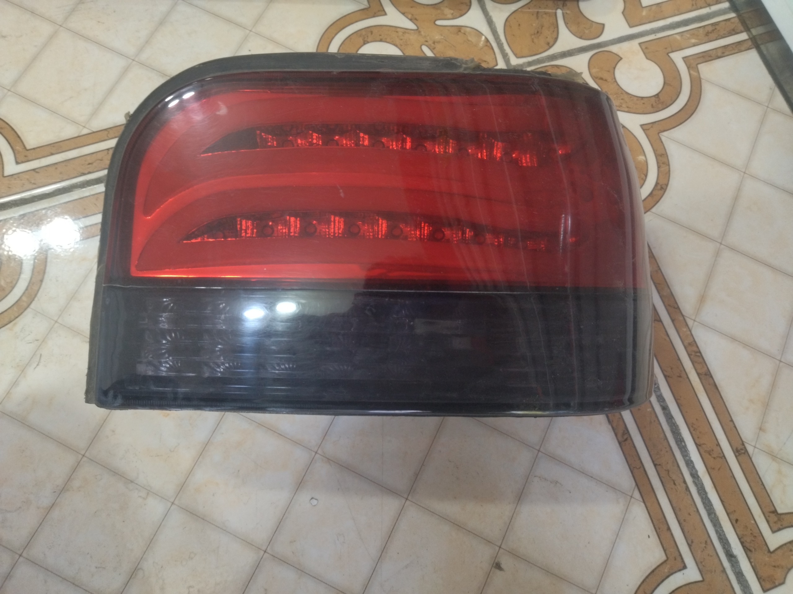 چراغ خطر عقب