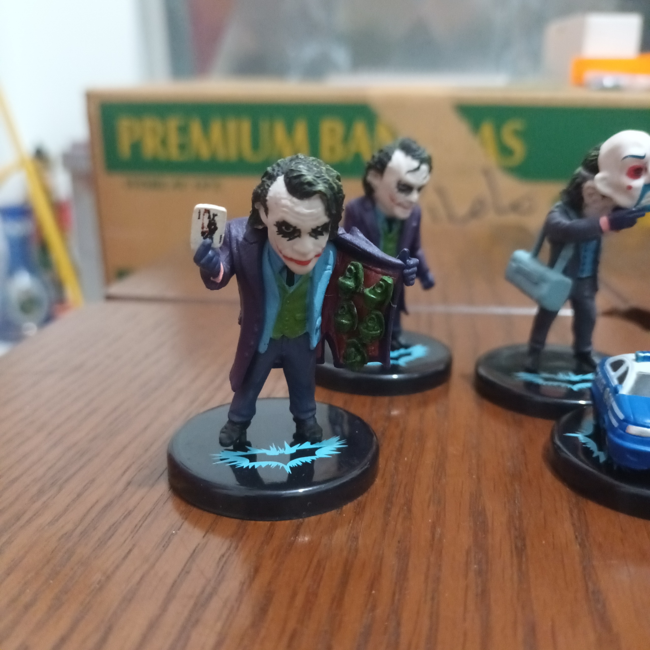 جوکر ، ست پایه دار 4 تایی