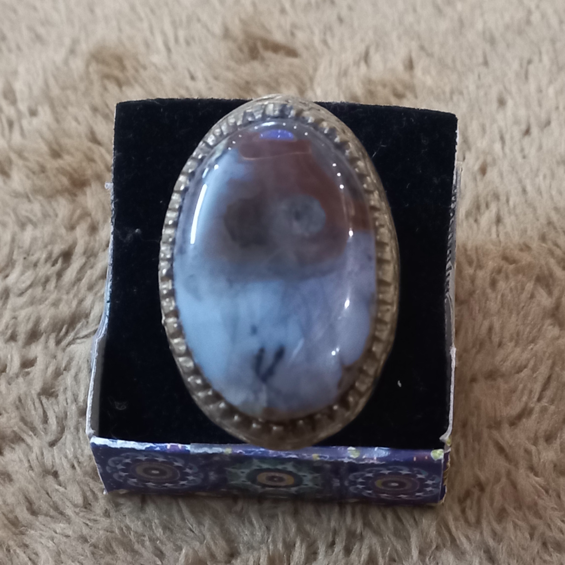 انگشتر شجر پاییزه غول پیکر