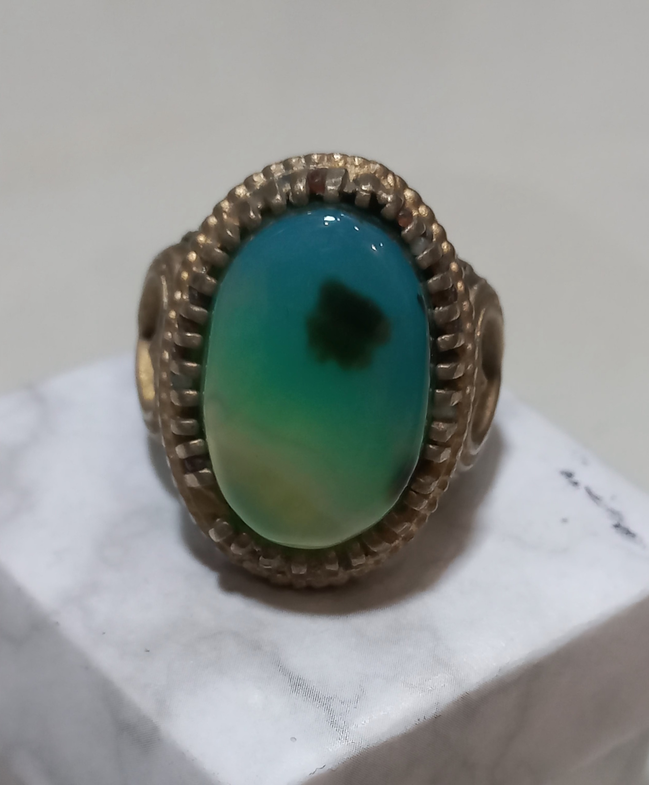 انگشتر عقیق سبز نایاب درجه یک