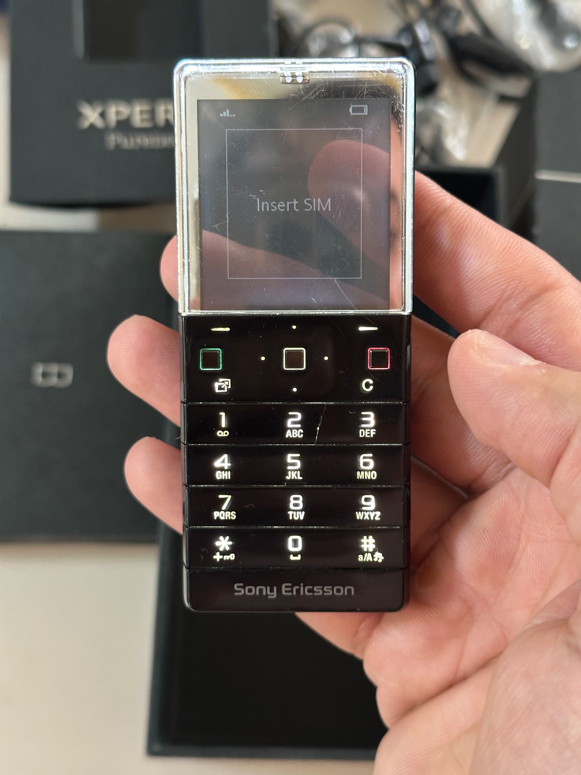 Xperia puren... کوشی سونی