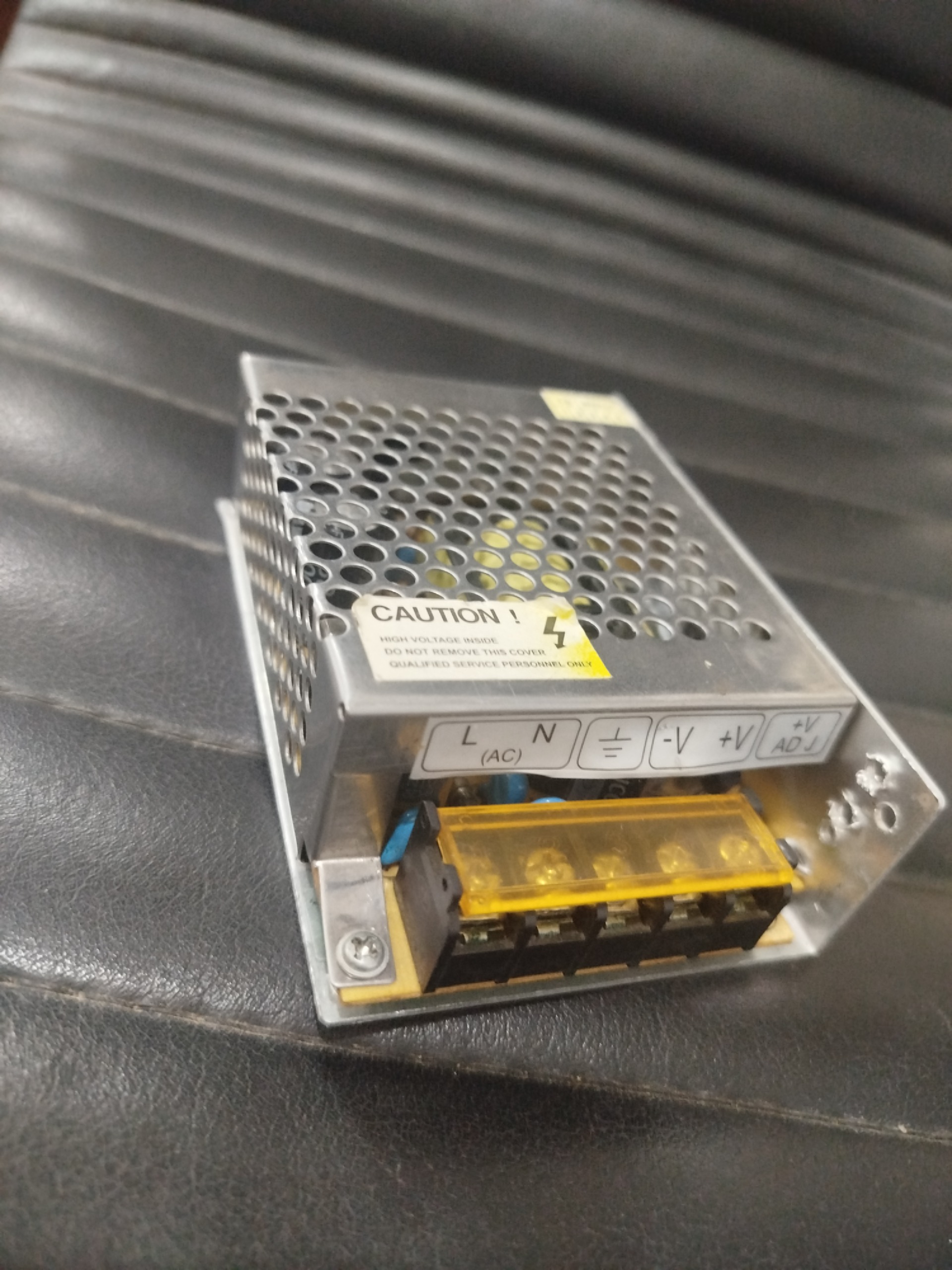 پاور صنعتی یا ترانس 12 7 آمپر تقویت شده