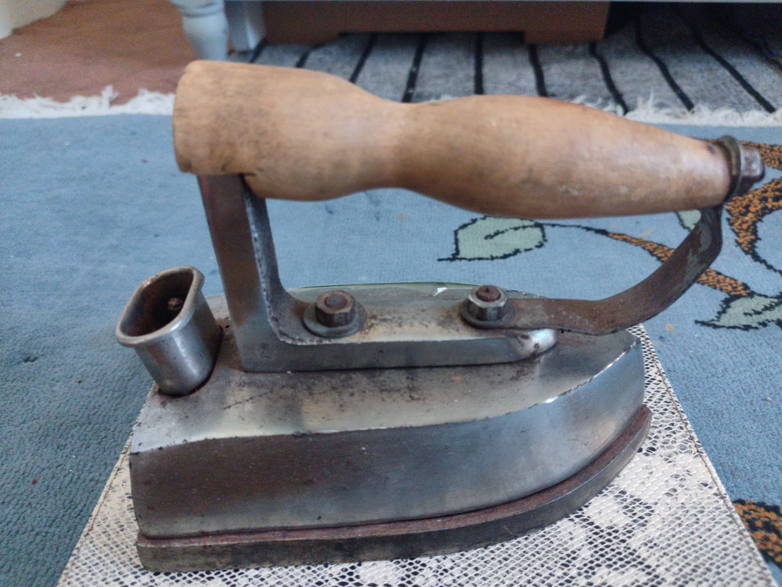 اتو کلکسیونی 150ساله
