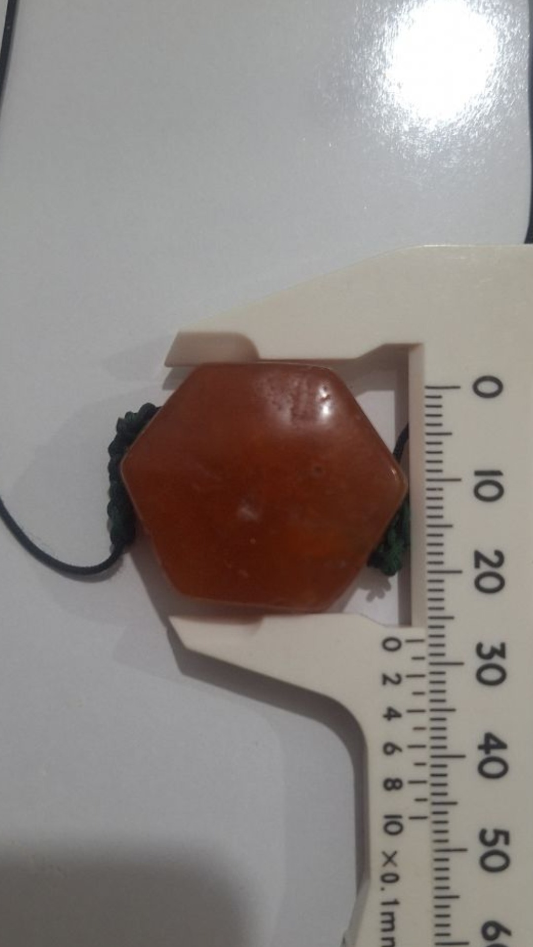 مهره عقیق ساسانی تراش تمام سمبه