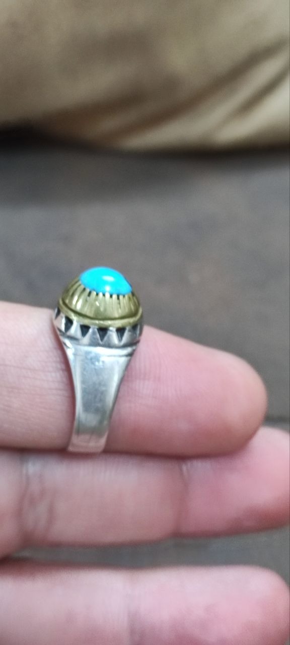 انگشتر فیروزه مغز تاج طلا