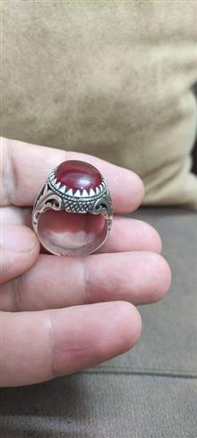 انگشتریاقوت