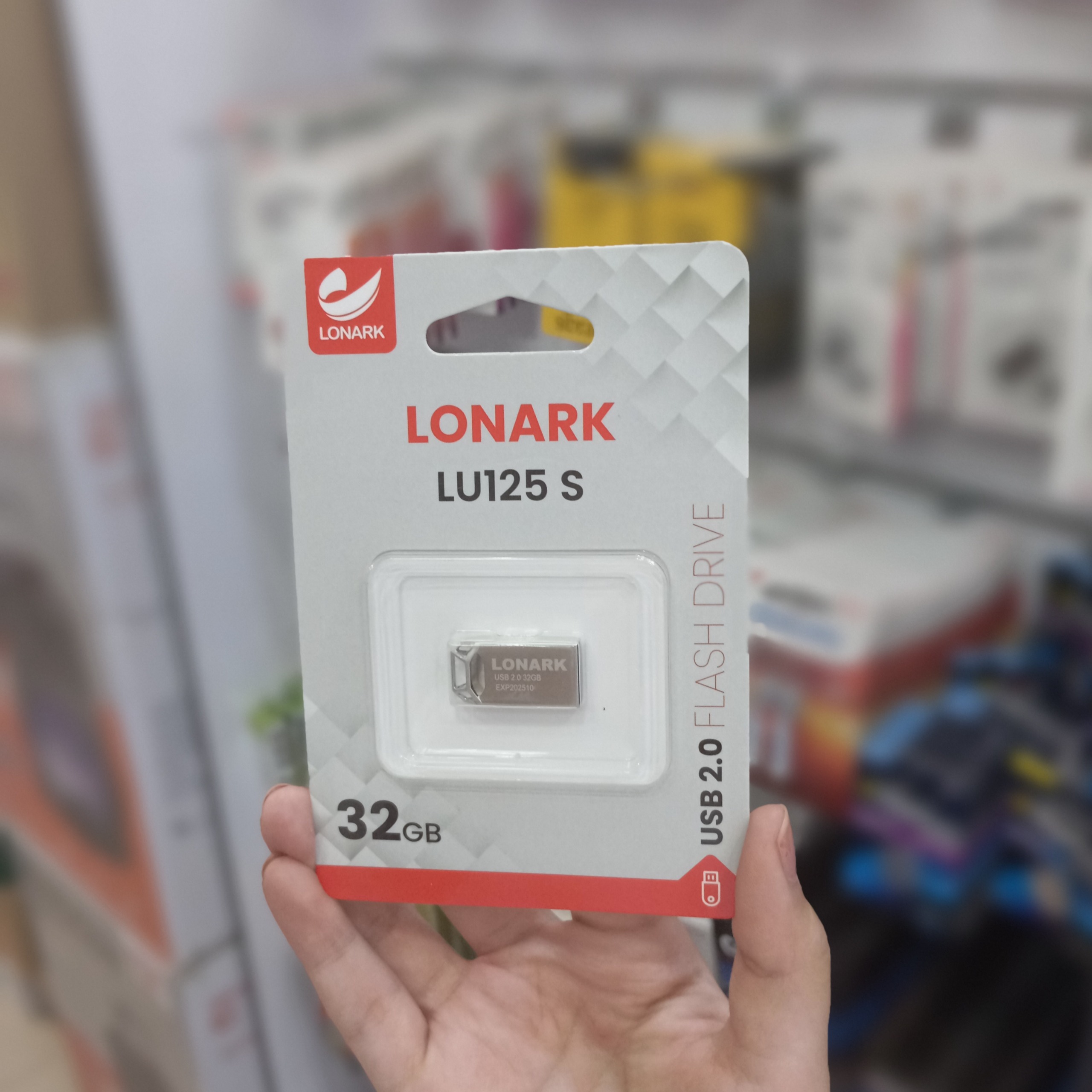 فلش 32گیگ lonark