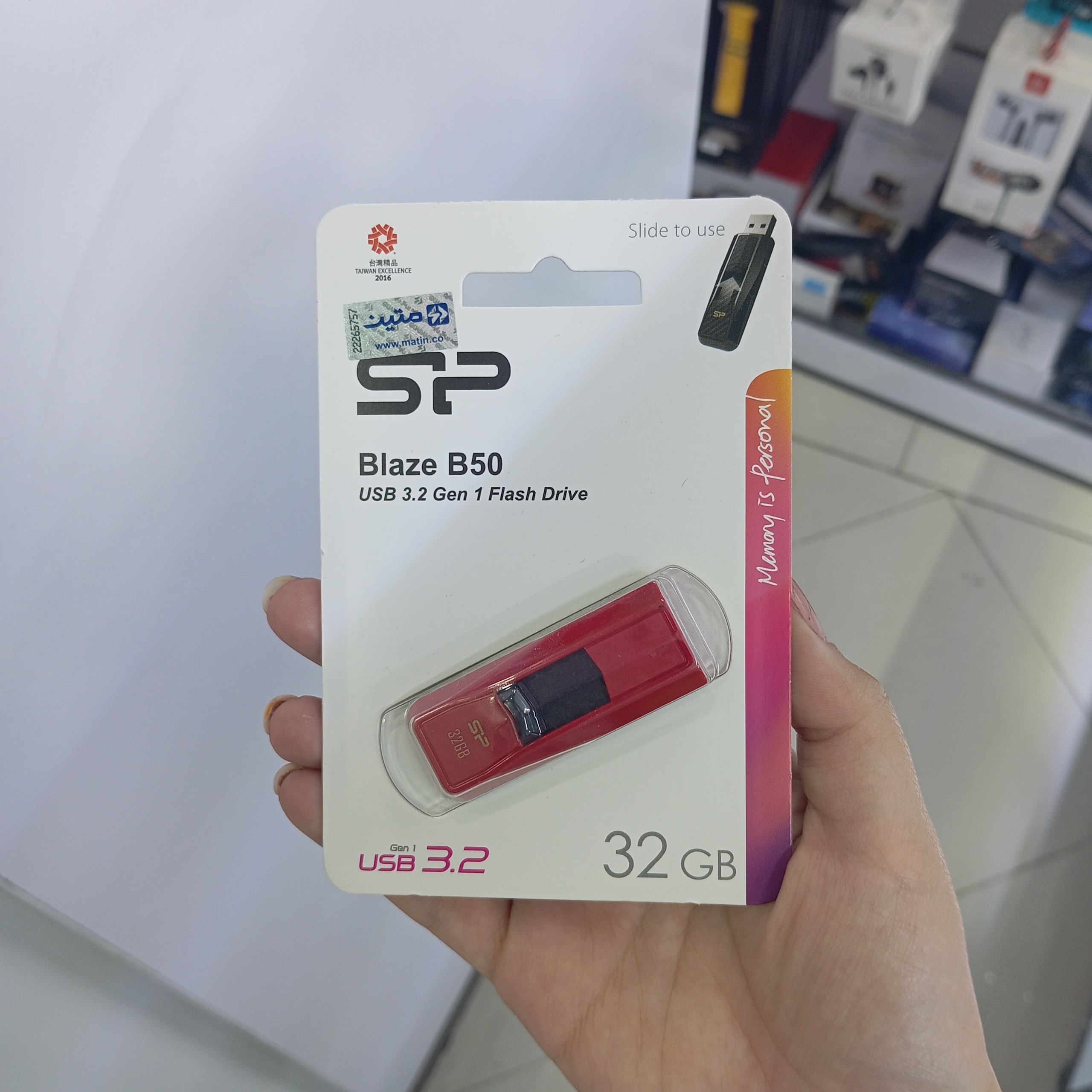 فلش 32گیگ سیلیکون پاور سرعت بالا USB3