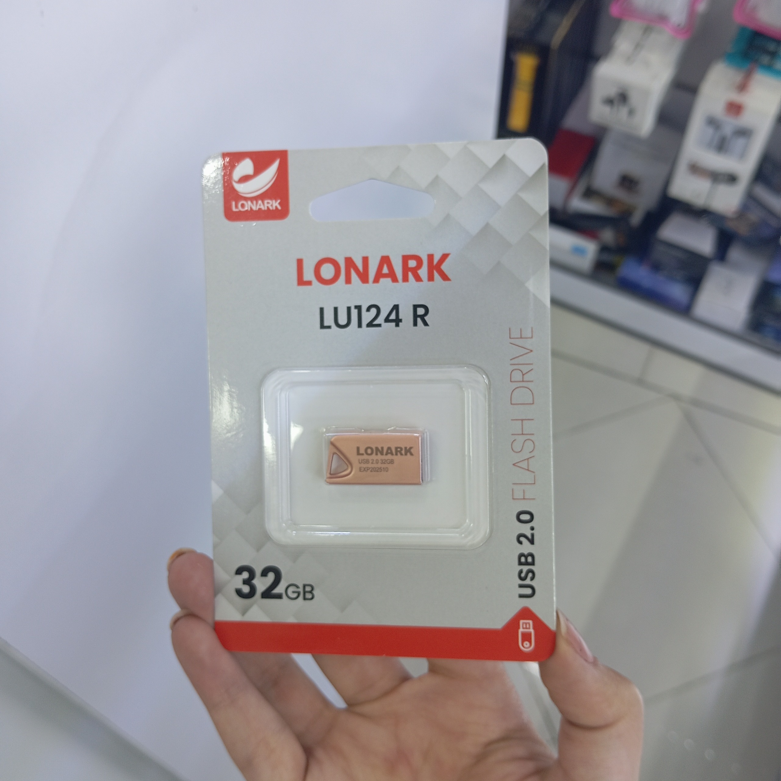 فلش 32گیگ lonark