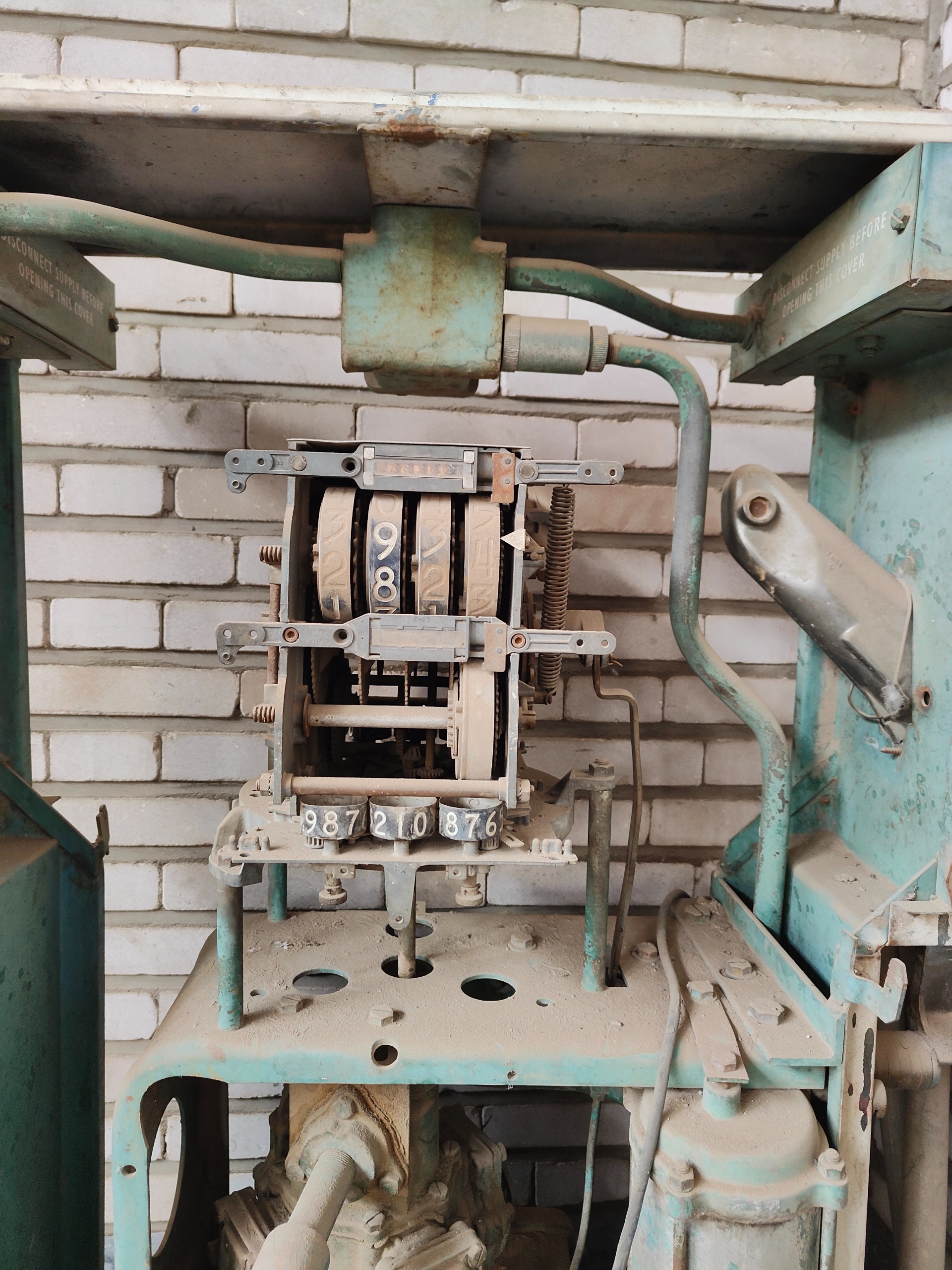 دیسپنسر پمپ بنزین