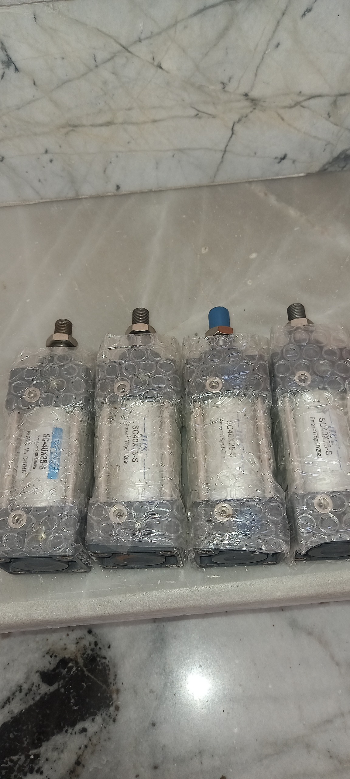 جک پنوماتیک. 4میل