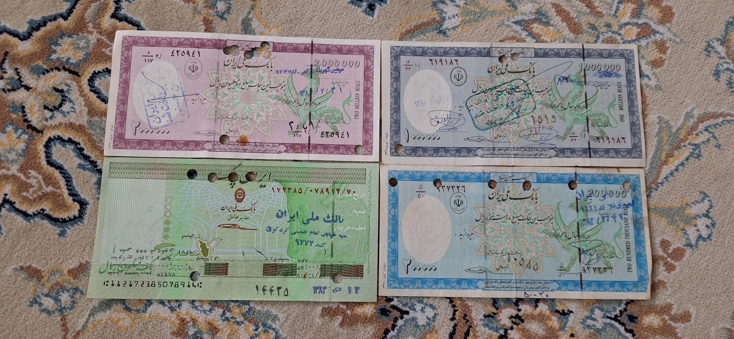 4عدد چک باطله