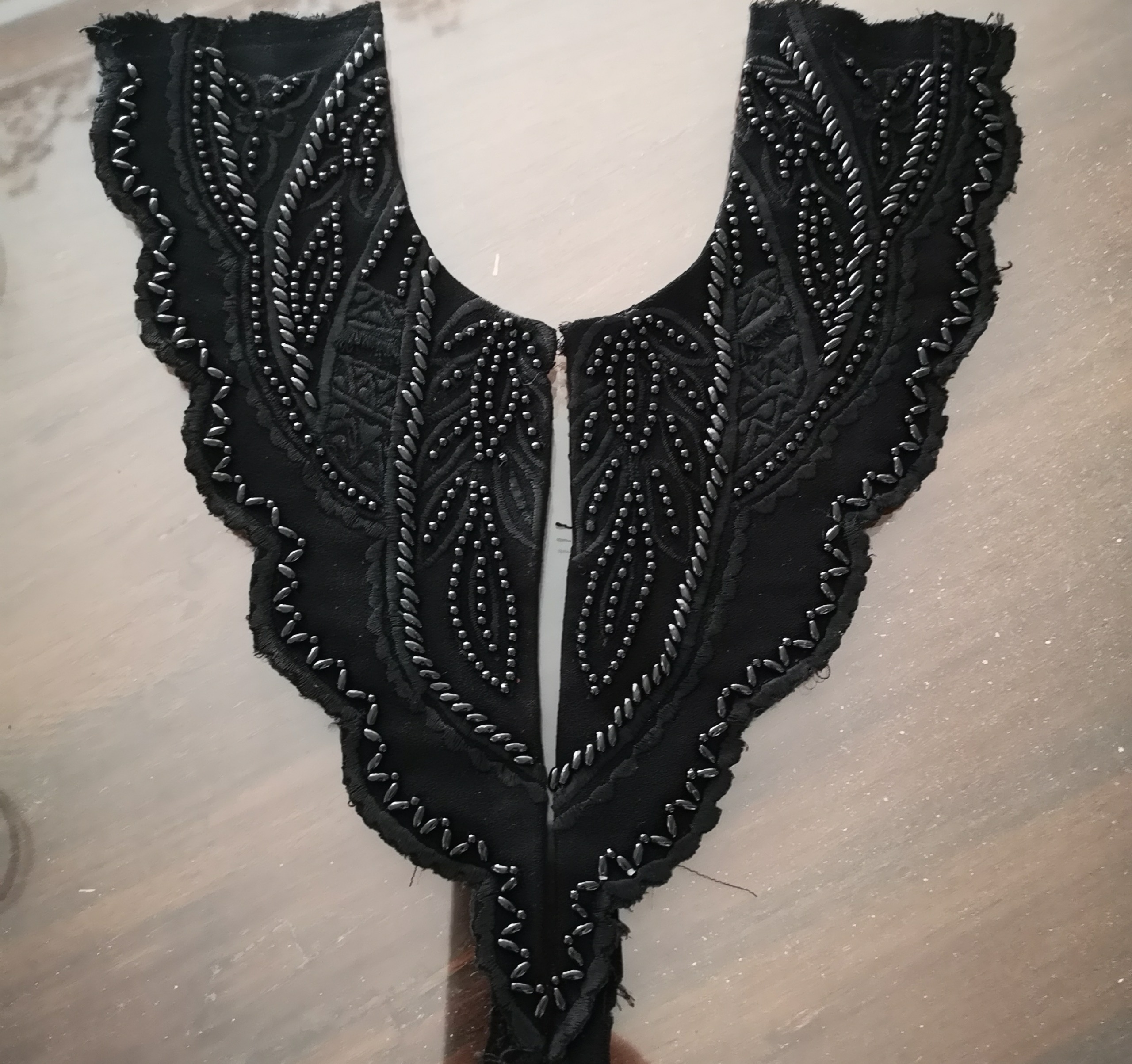 یقه حاضری مناسبه بلوز مجاسی