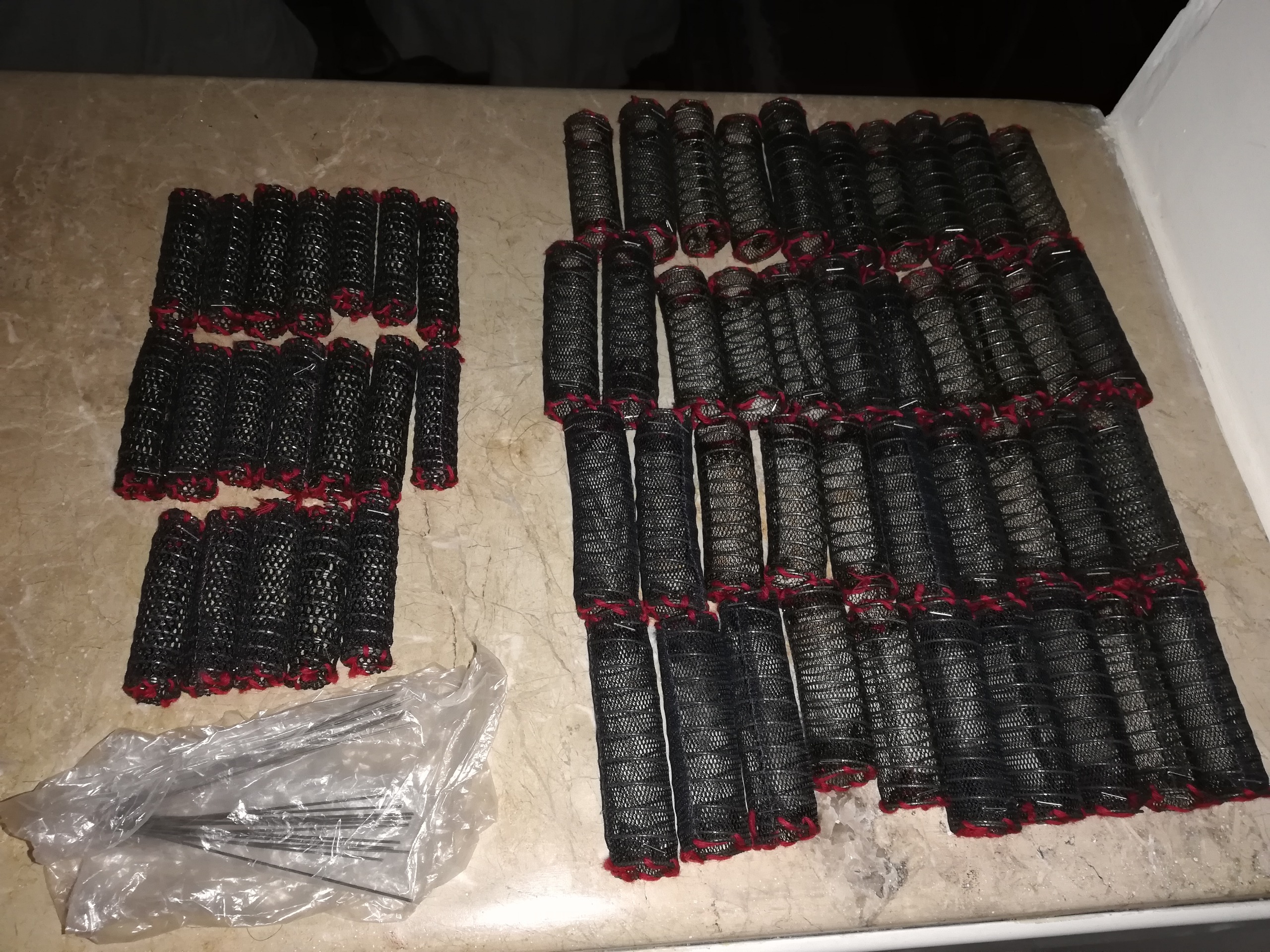 بیگودی در دو سایز و سوزنش