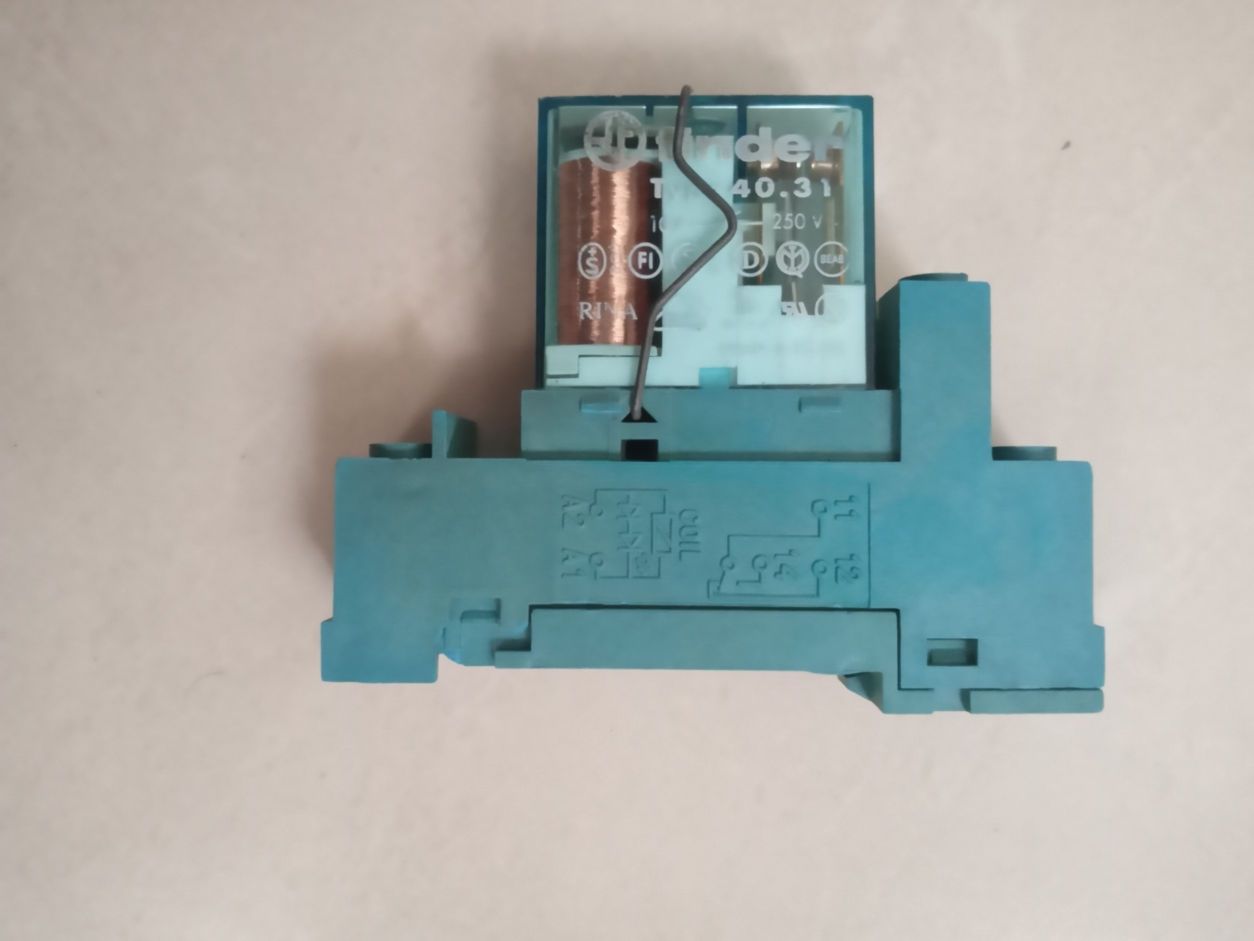 رله 5 پایه فیندر