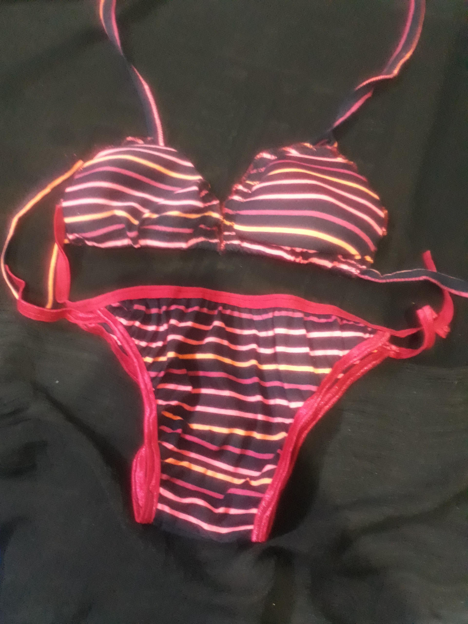 ست لباس زیر زنانه