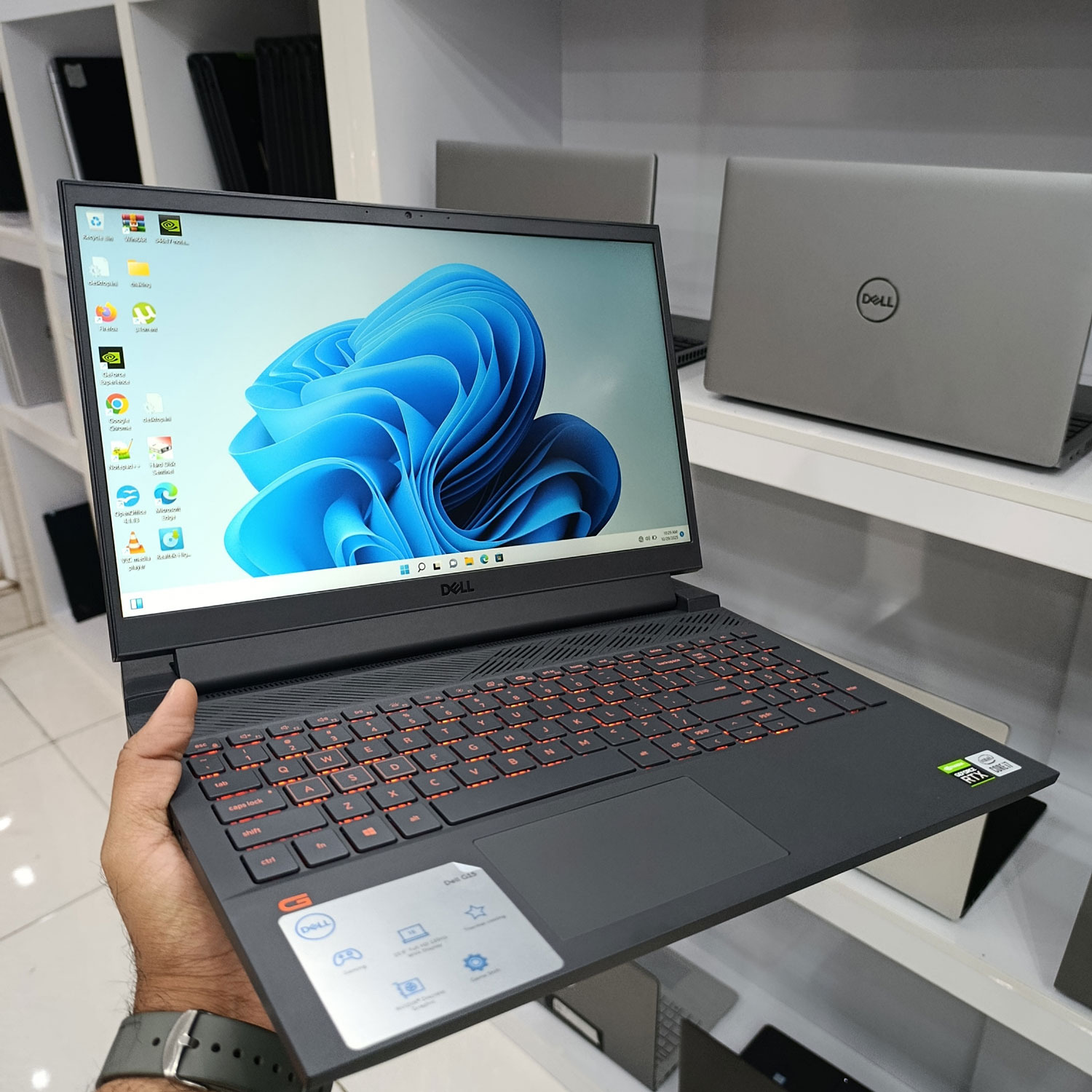 لپ تاپ گیمینگ Dell  G15 5511 / شش گیگ گرافیک 3060