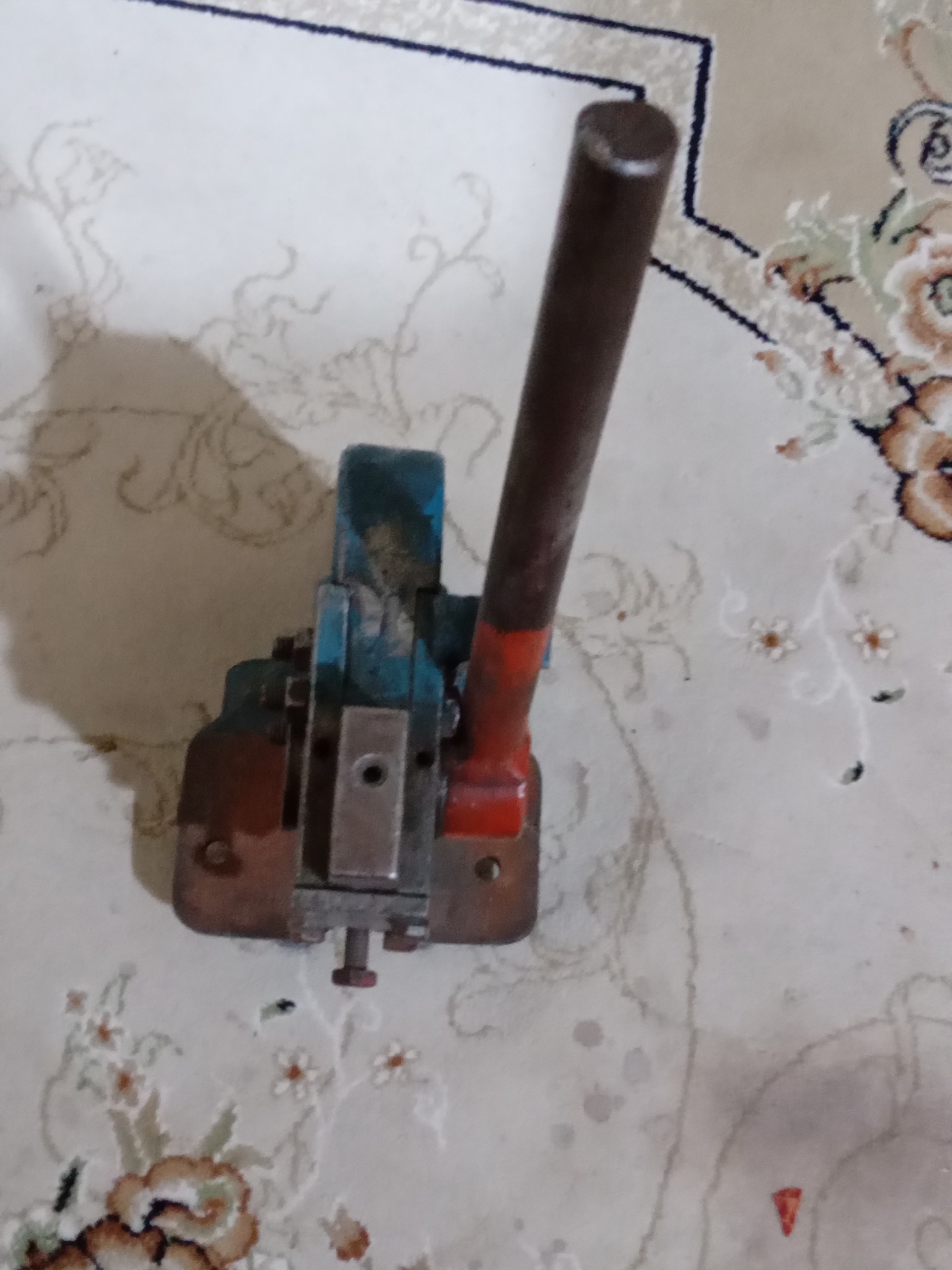 ابزارآلات دستی برای سوراخ کردن