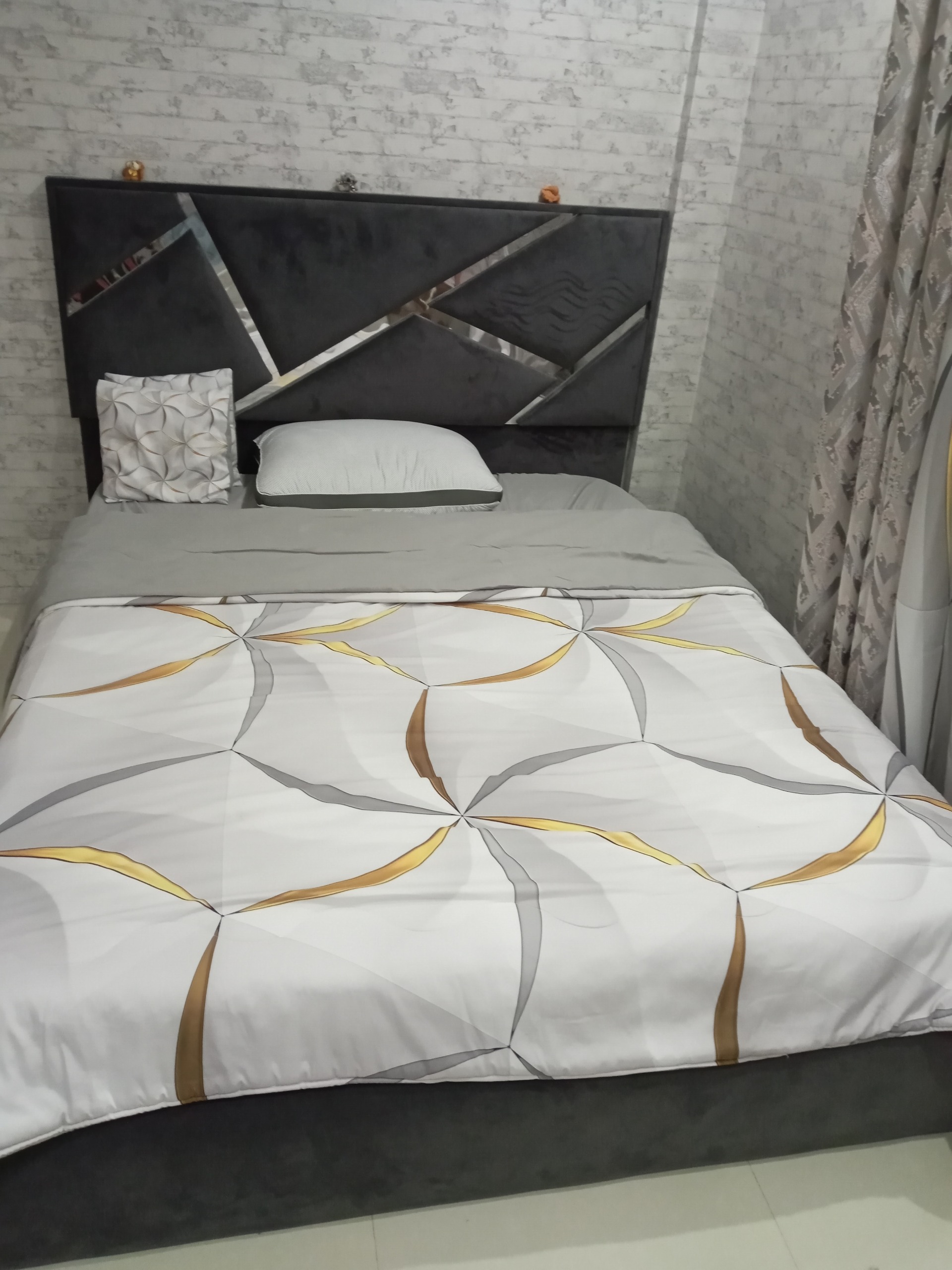 تخت خواب دونفره