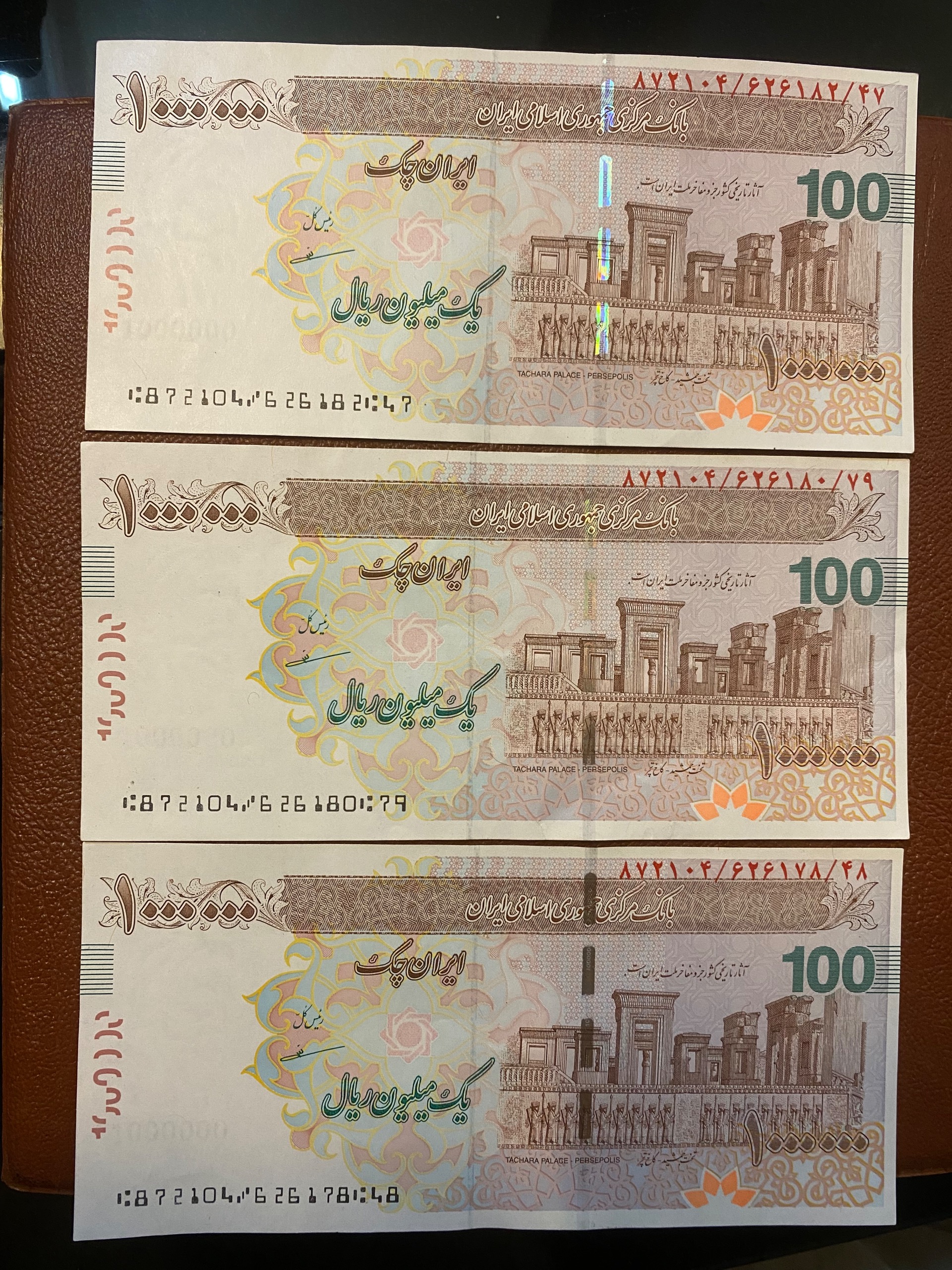 تریپل یکی در میان 100000 مظاهری