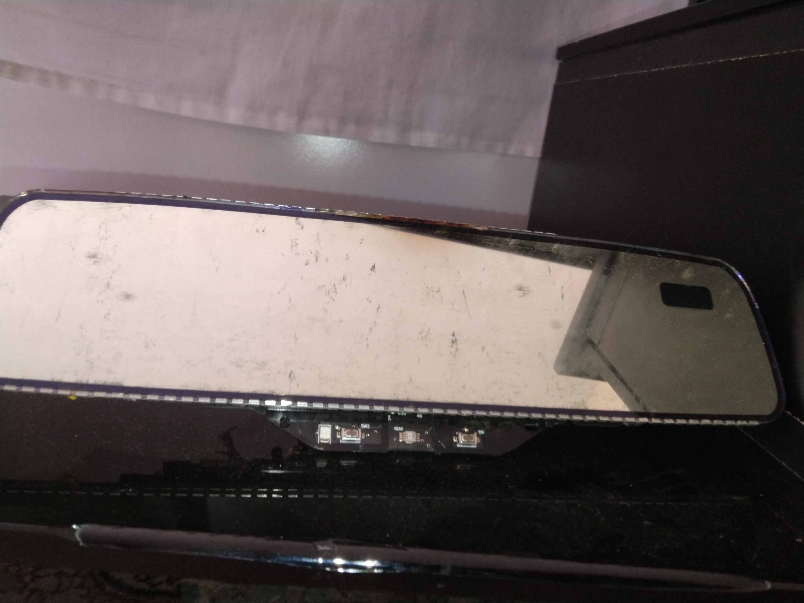 آینه مانیتور دار