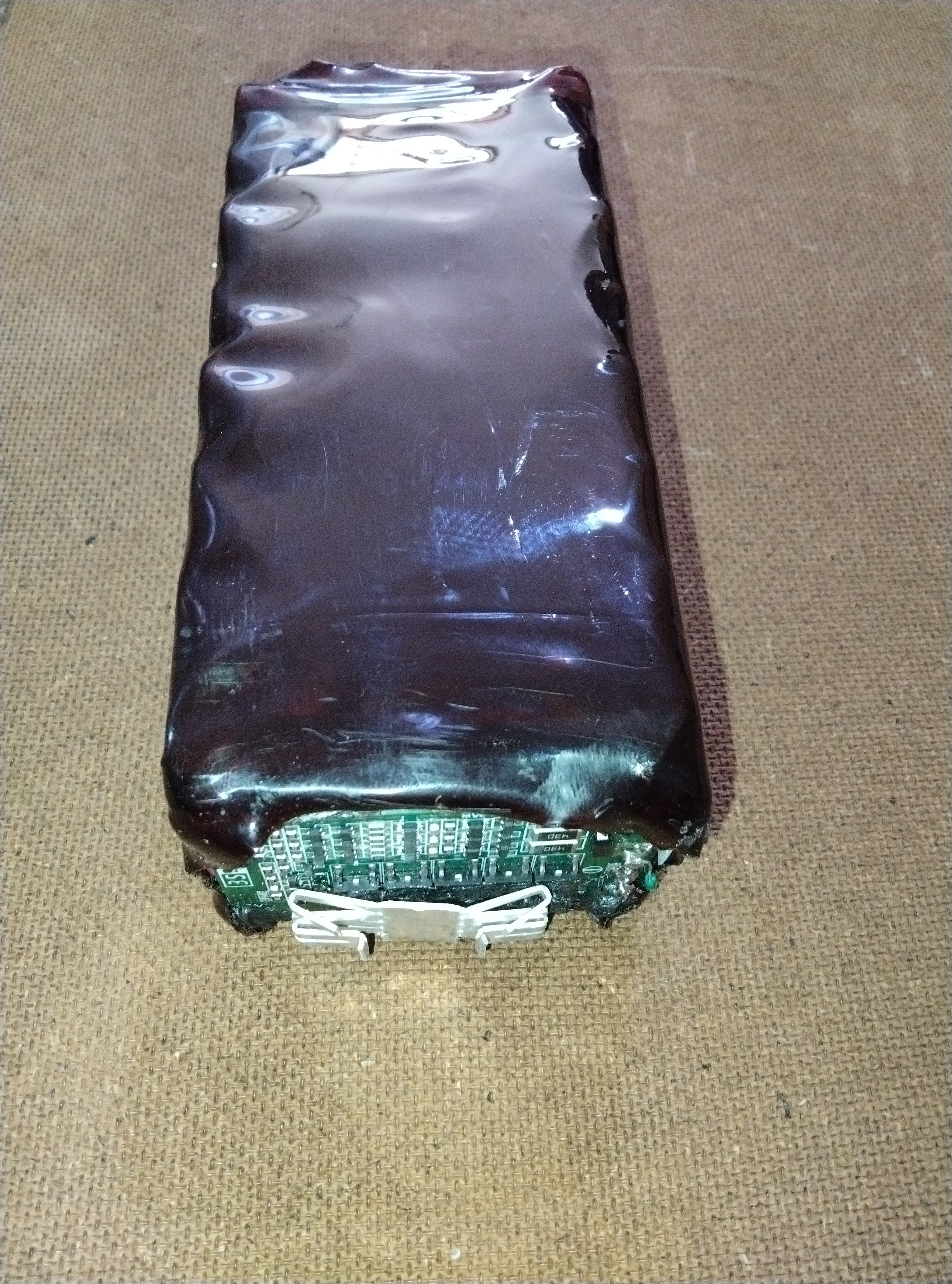 باتری 12 ولت 20 آمپر لیتیوم یون